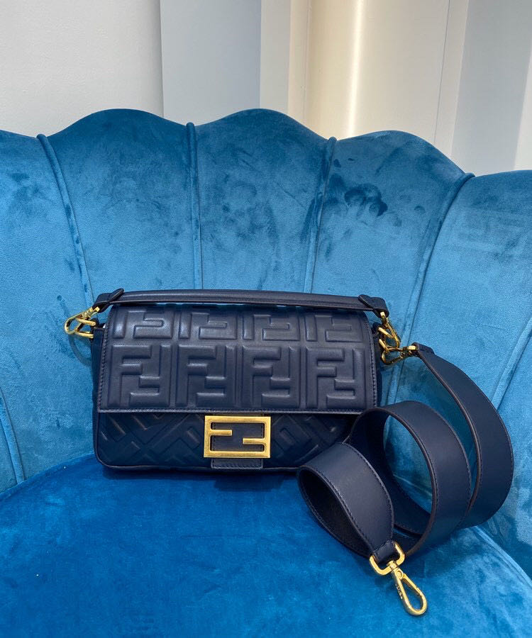 F**di Baguette Bag 26cm Blue