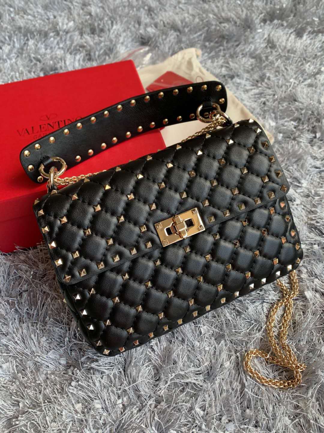 Va1e*ntin0 Handbag 24cm Black
