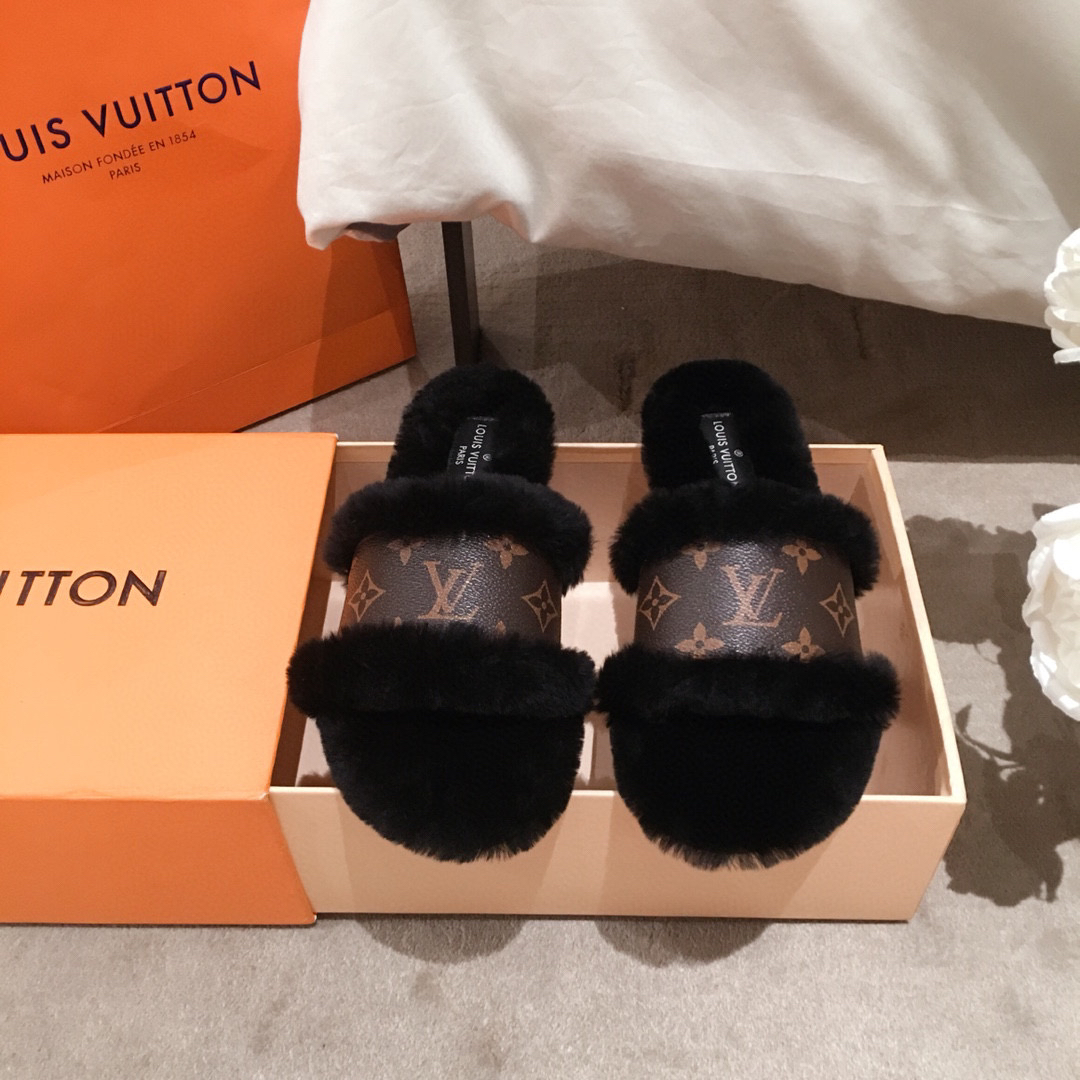L0vis Vvtt0n Sandals 028