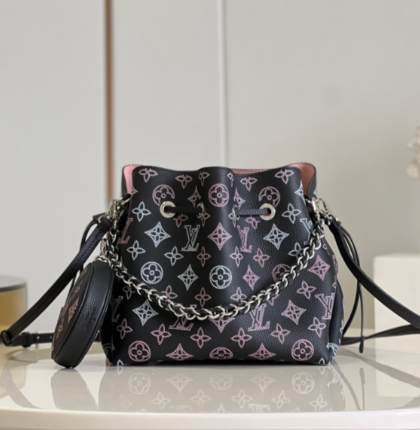 L0vis Vvtt0n Bella Bag M21096