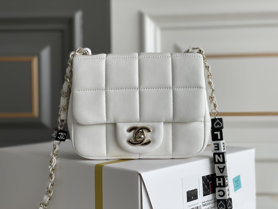 Bagsaaa Ch**el Chocolate Bar Mini Flap Shoulder Bag AS3744 White - 16 x 12.5 x 8 cm