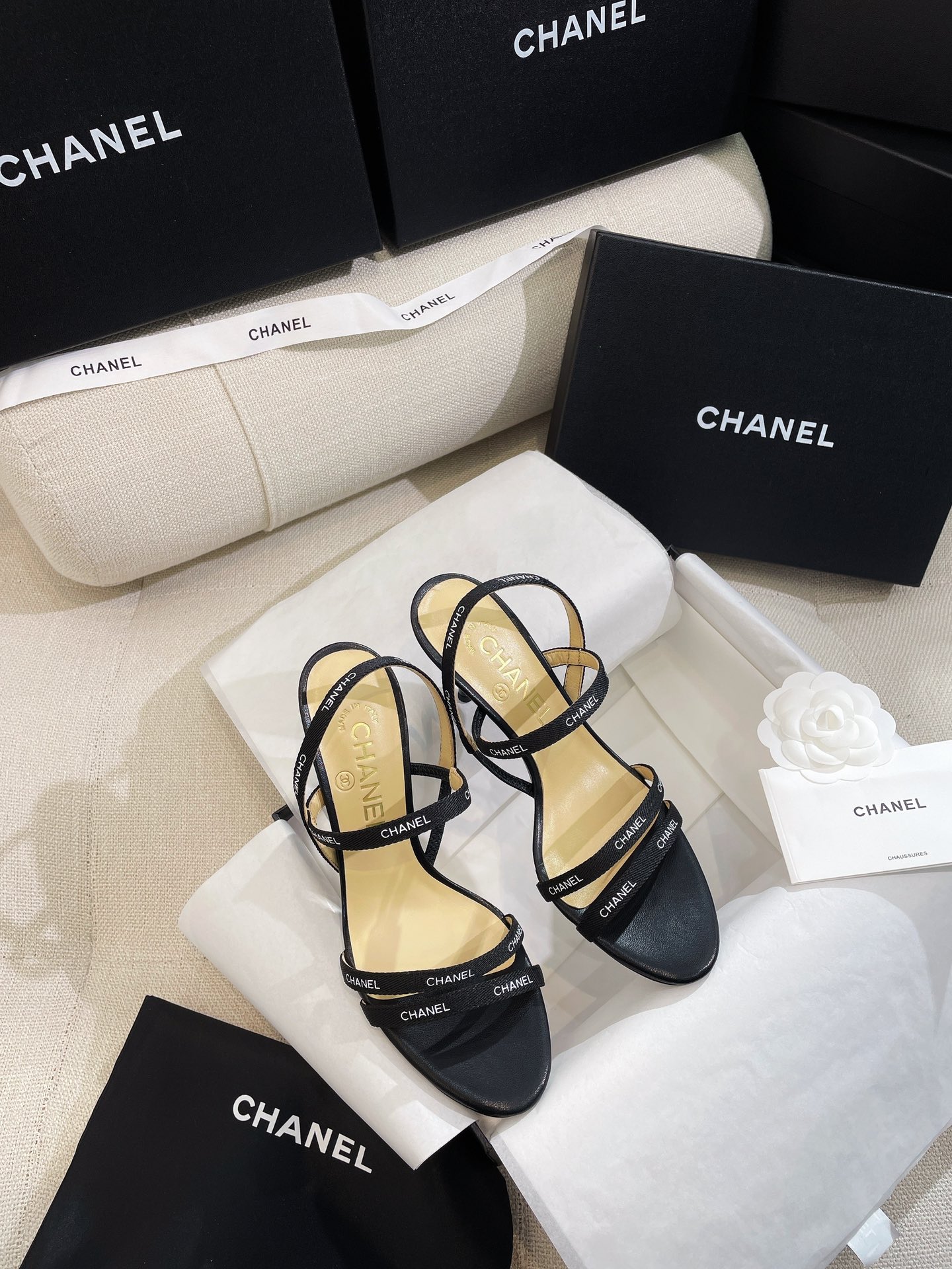 Ch**el Heels 03