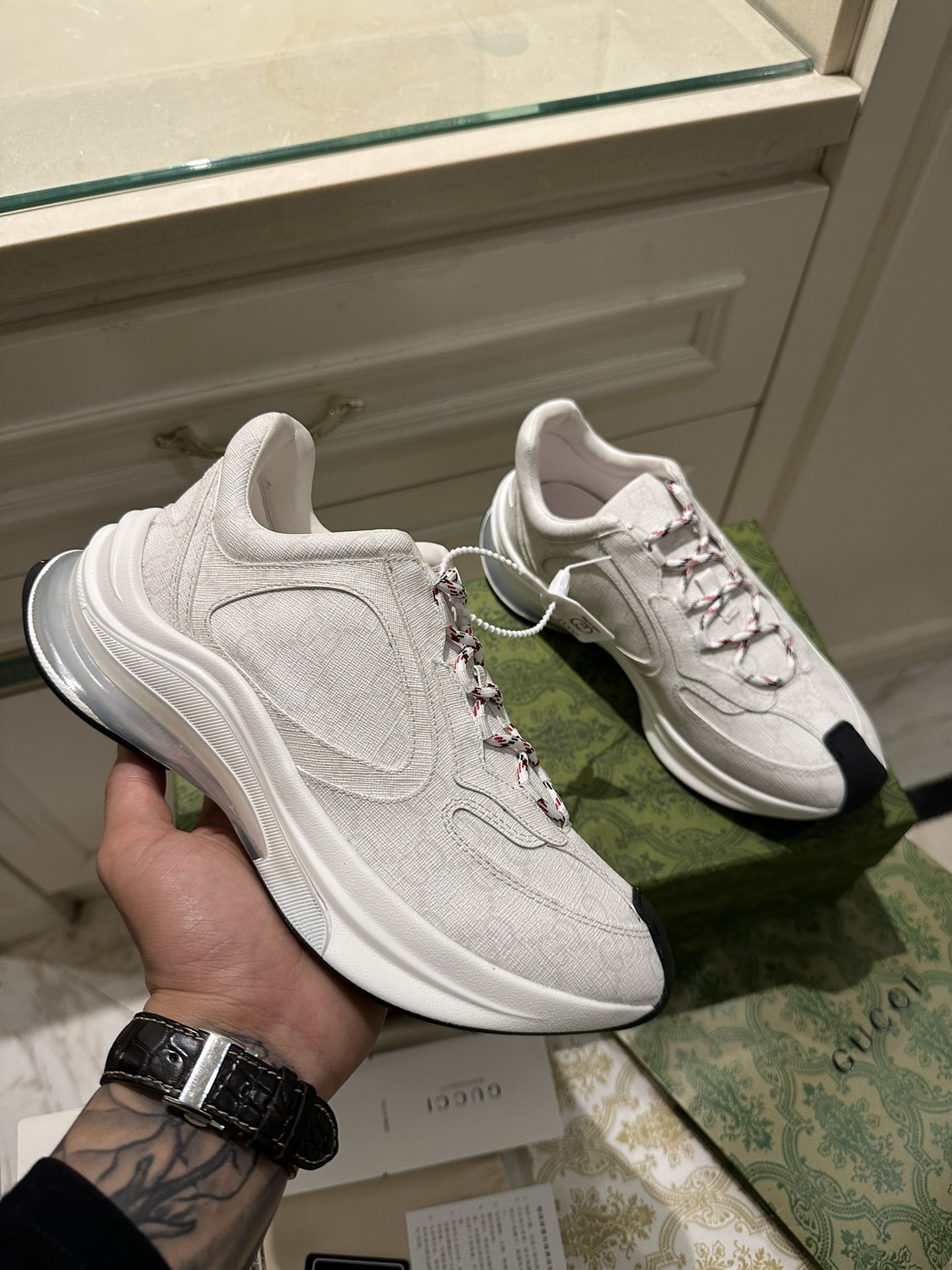 Gvc*1 Run Sneakers 03
