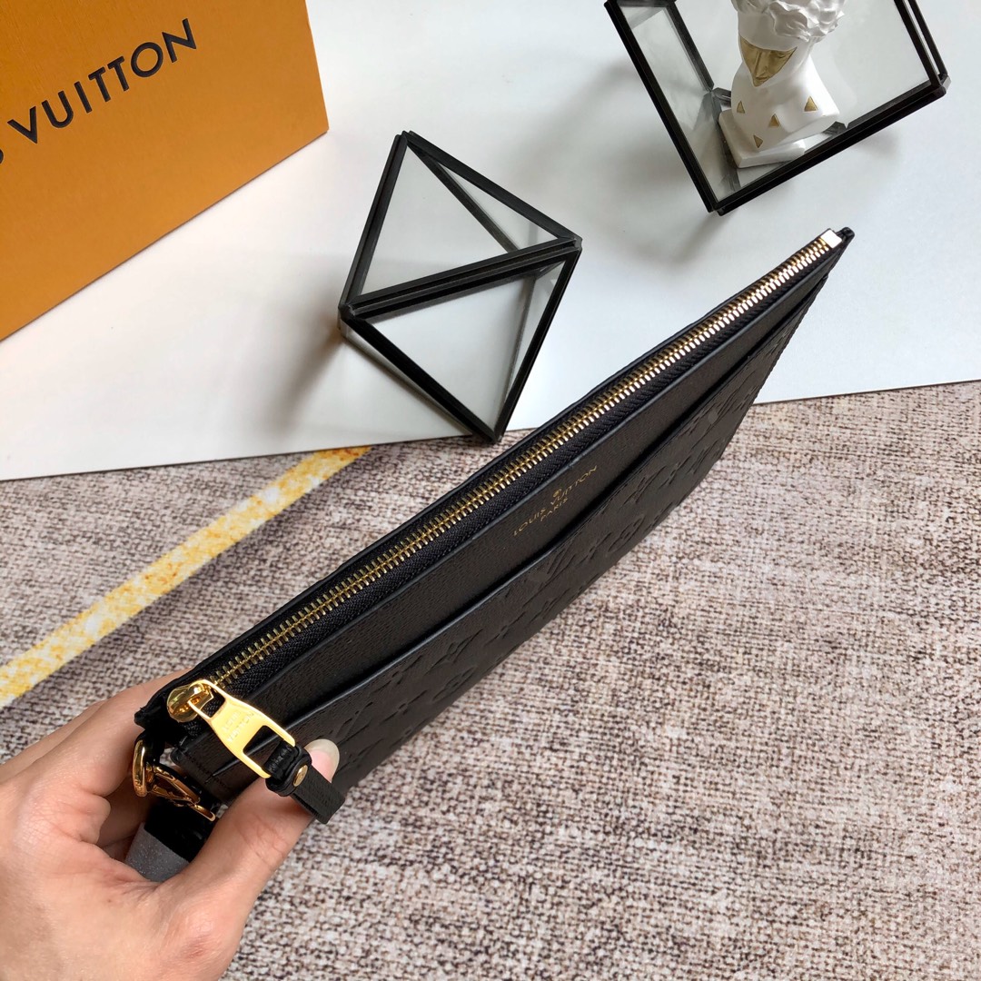LV POCHETTE MÉLANIE MM BLACK