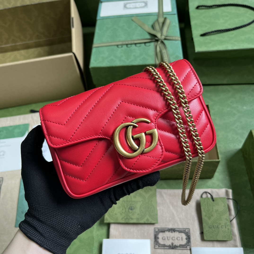 Bagsaaa Gvc*1 GG Marmont Matelassé Leather S*per Mini Red Bag - 16.5x 10x 4.5cm