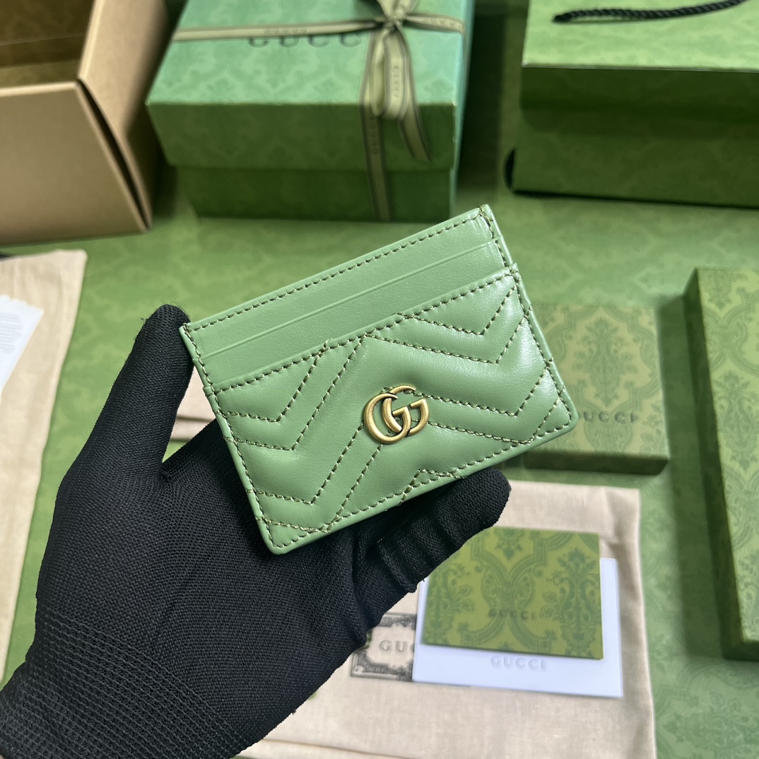 Bagsaaa Gvc*1 GG Marmont matelassé keychain wallet in sage green leather - 10x 7cm