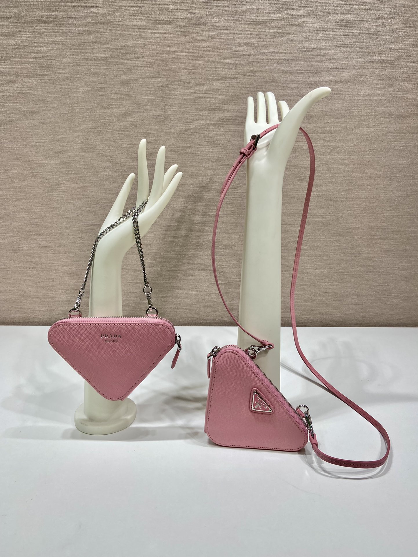 Bagsaaa Pra*a Saffiano leather mini-pouch pink - 15x10x5cm