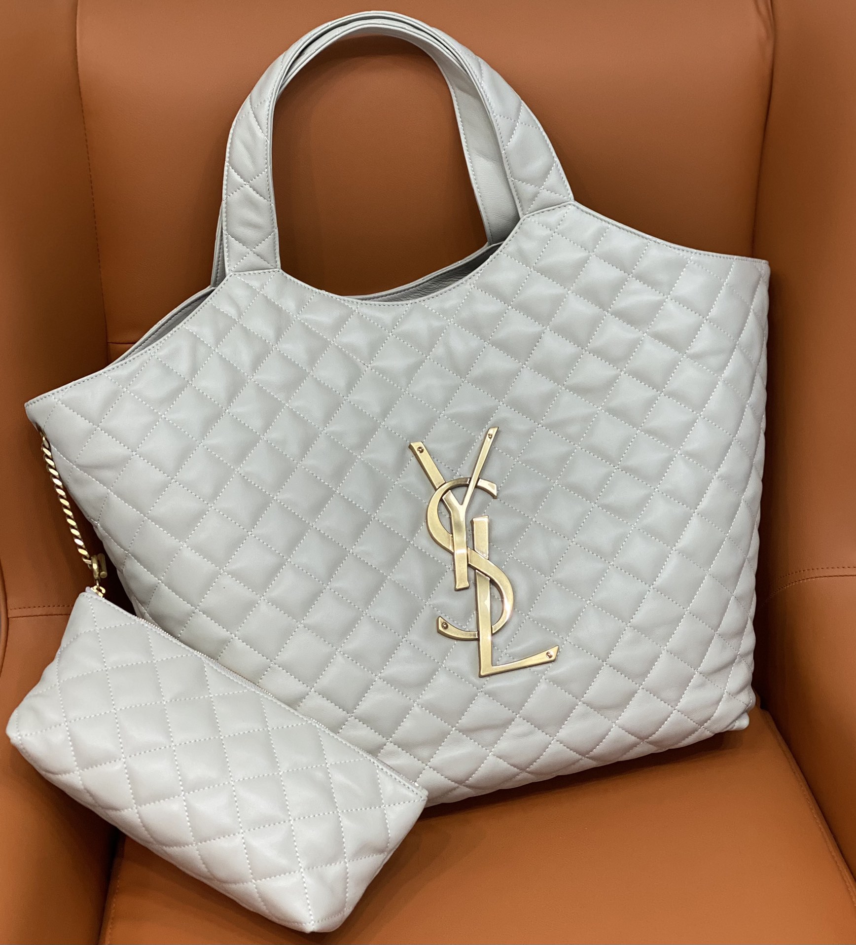 Bagsaaa Y51 ICARE TOTE white