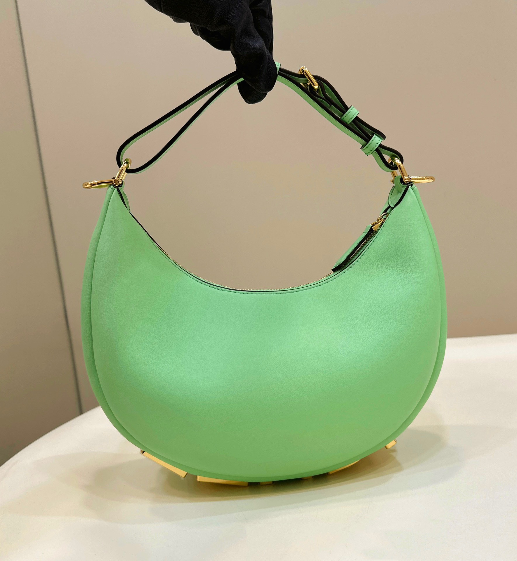 Bagsaaa F**di Small Graphy In Neo Green - 10×29×24.5cm