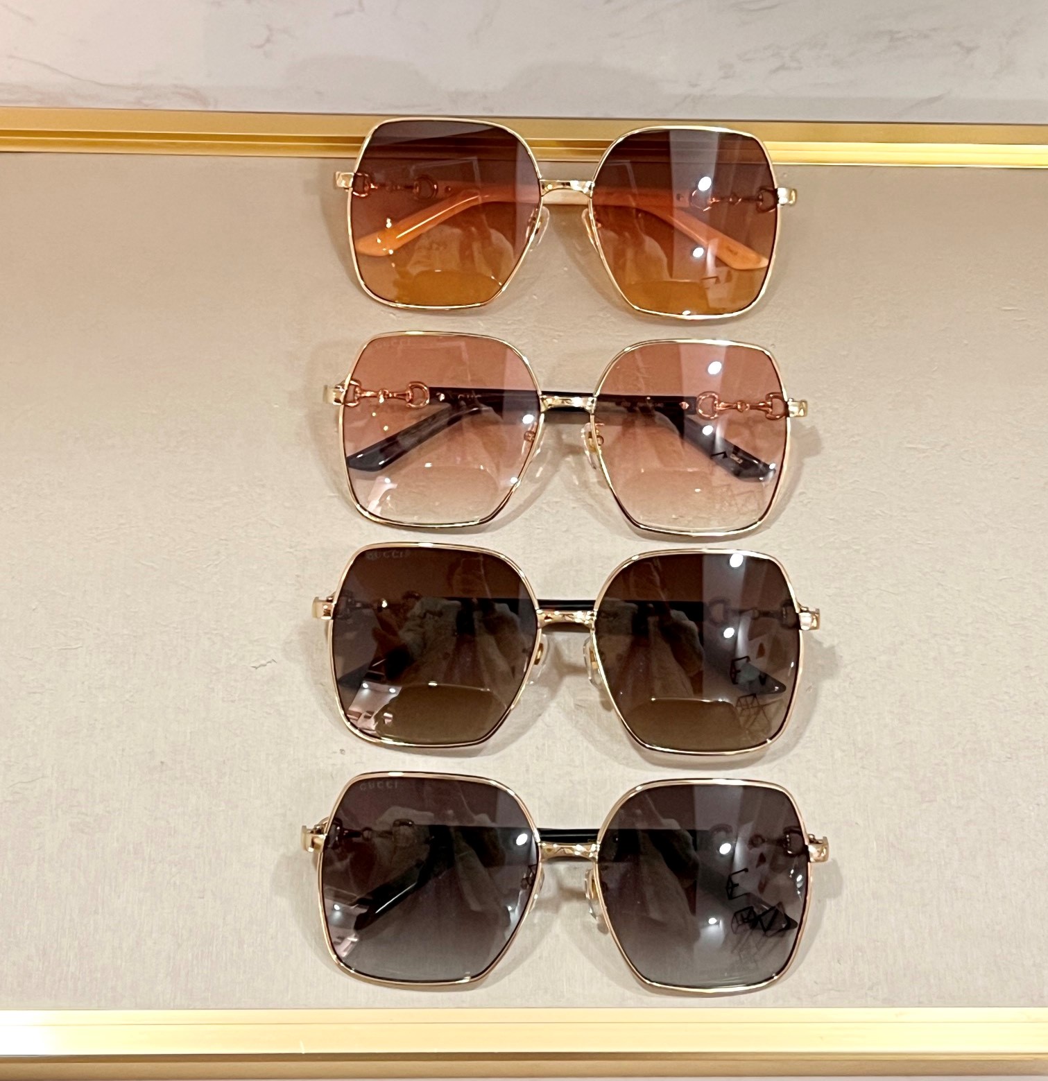 Bagsaaa Gvc*1 Sunglasses