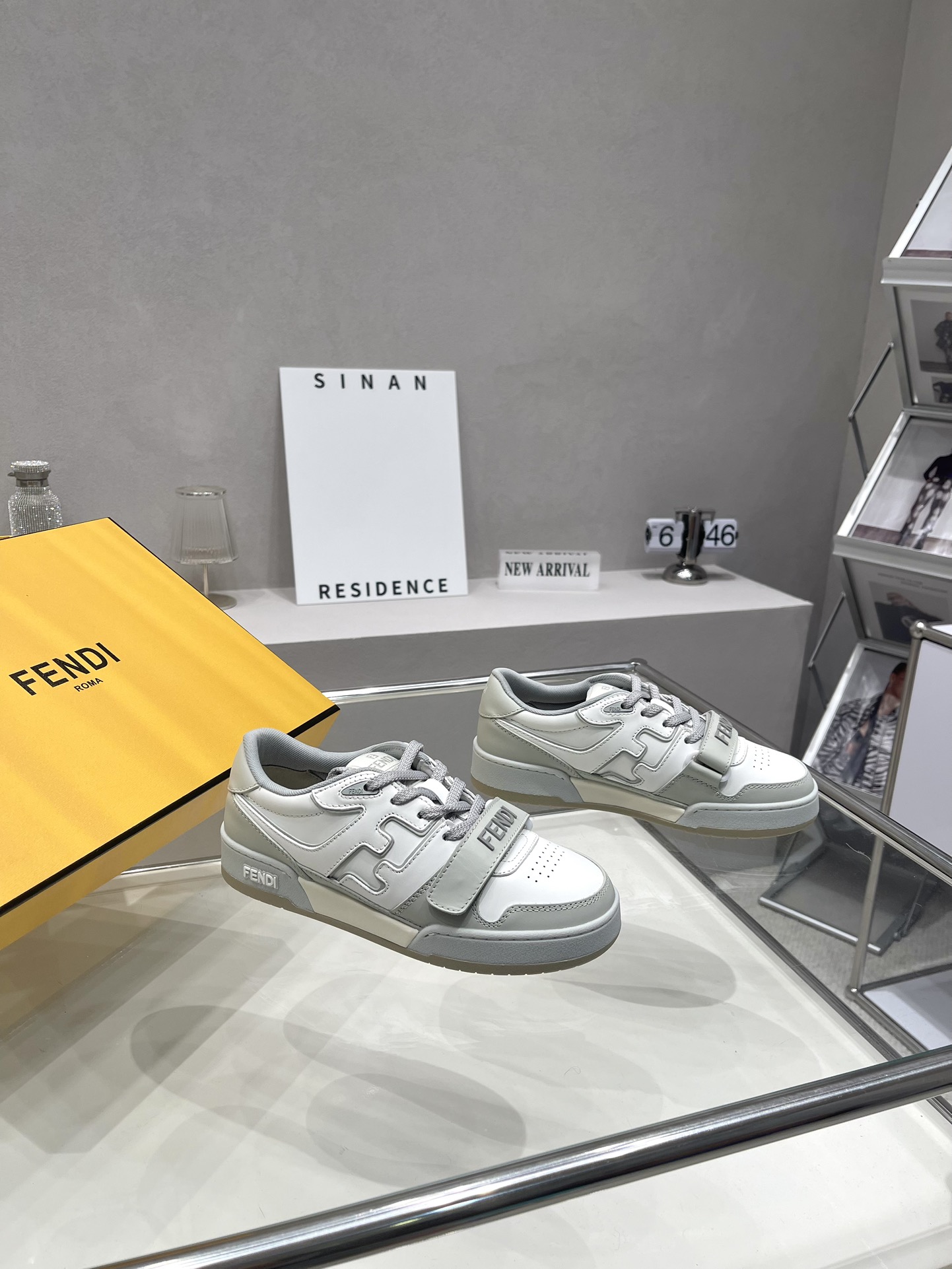 Bagsaaa F**di Match Low Top Sneaker Grey