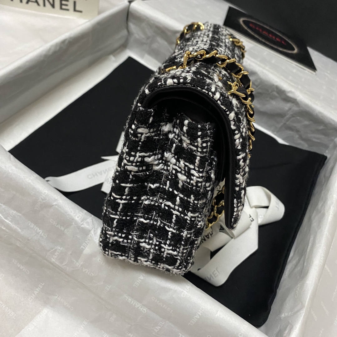 Bagsaaa Ch**el Medium Flap Bag Tweed Black and White Leather - 25cm
