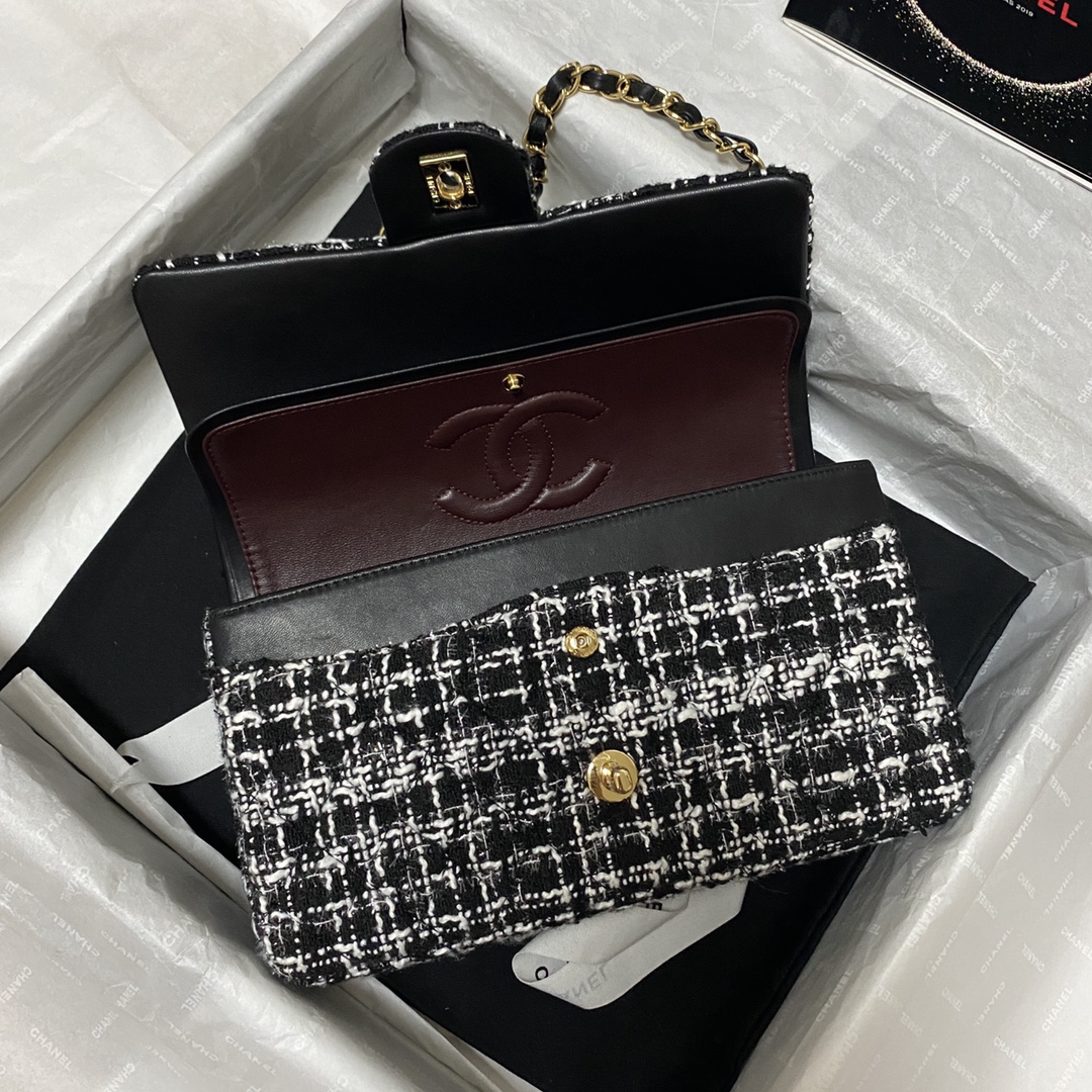 Bagsaaa Ch**el Medium Flap Bag Tweed Black and White Leather - 25cm