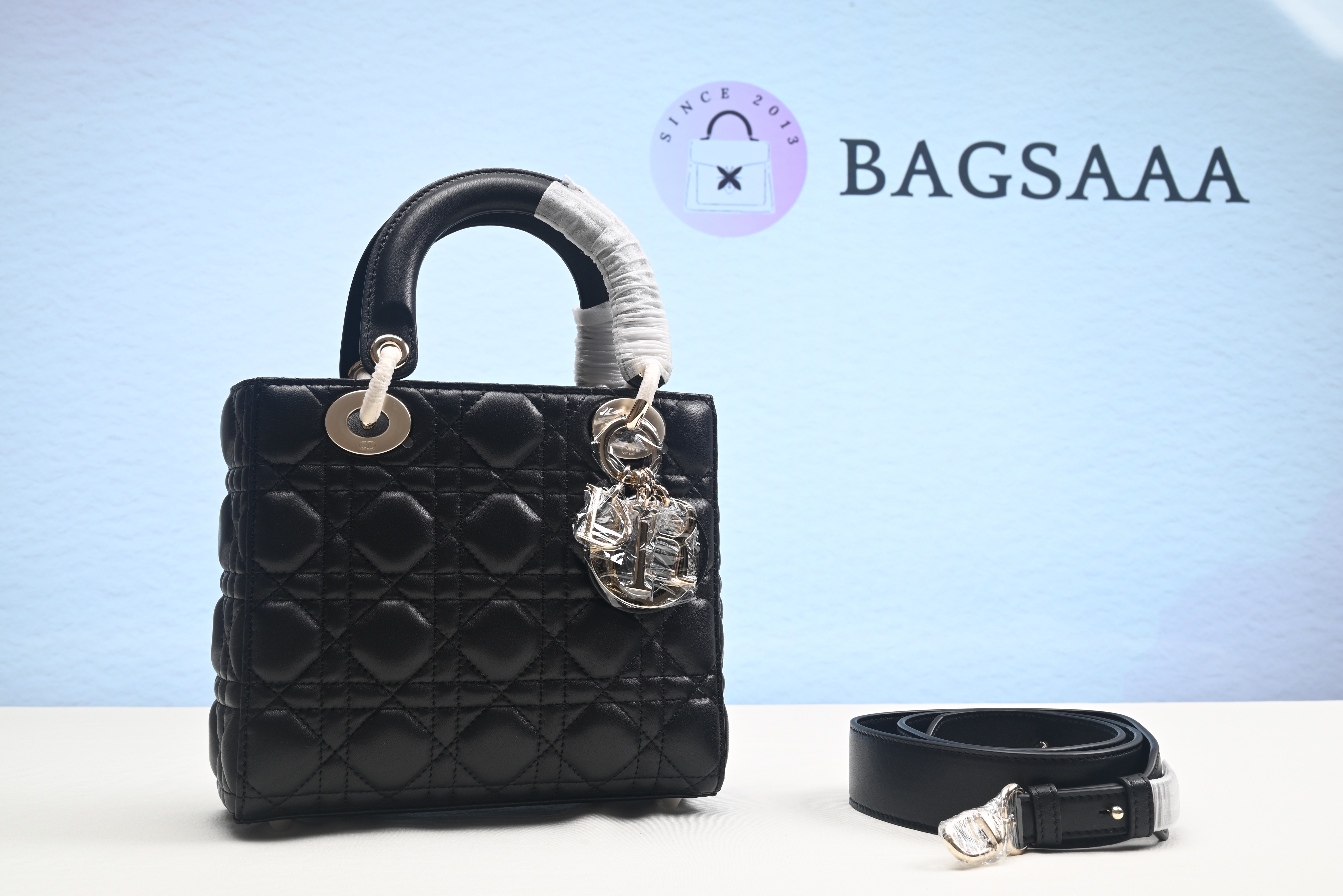 Bagsaaa D10r Small Lady Black Cannage Lambskin - 20 x 17 x 8 cm
