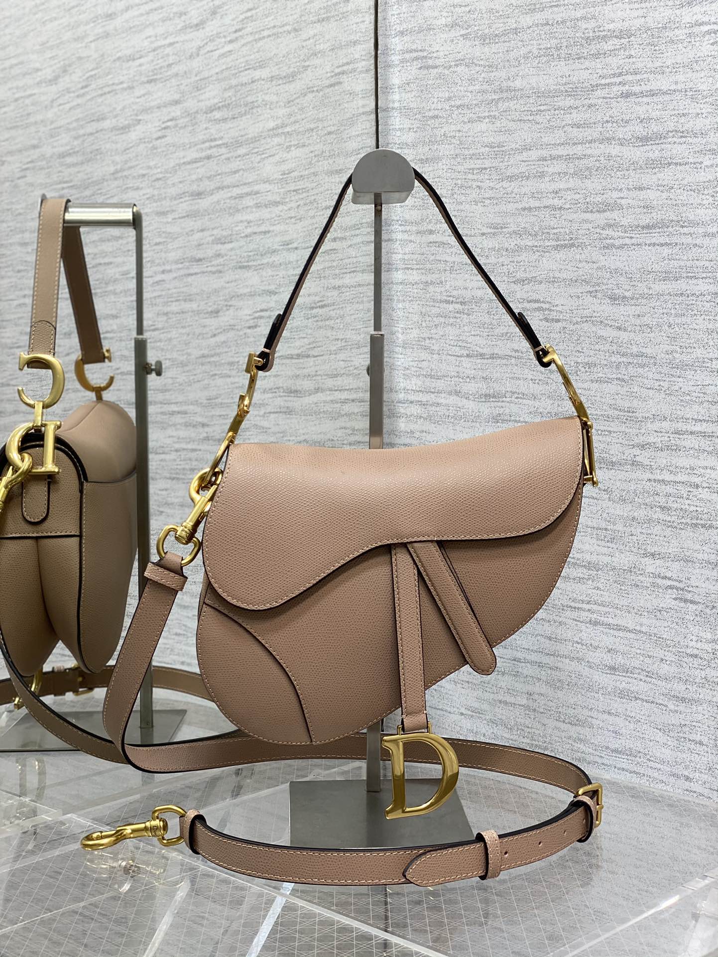 Bagsaaa D10r Saddle Nude Color - 24×6×18cm