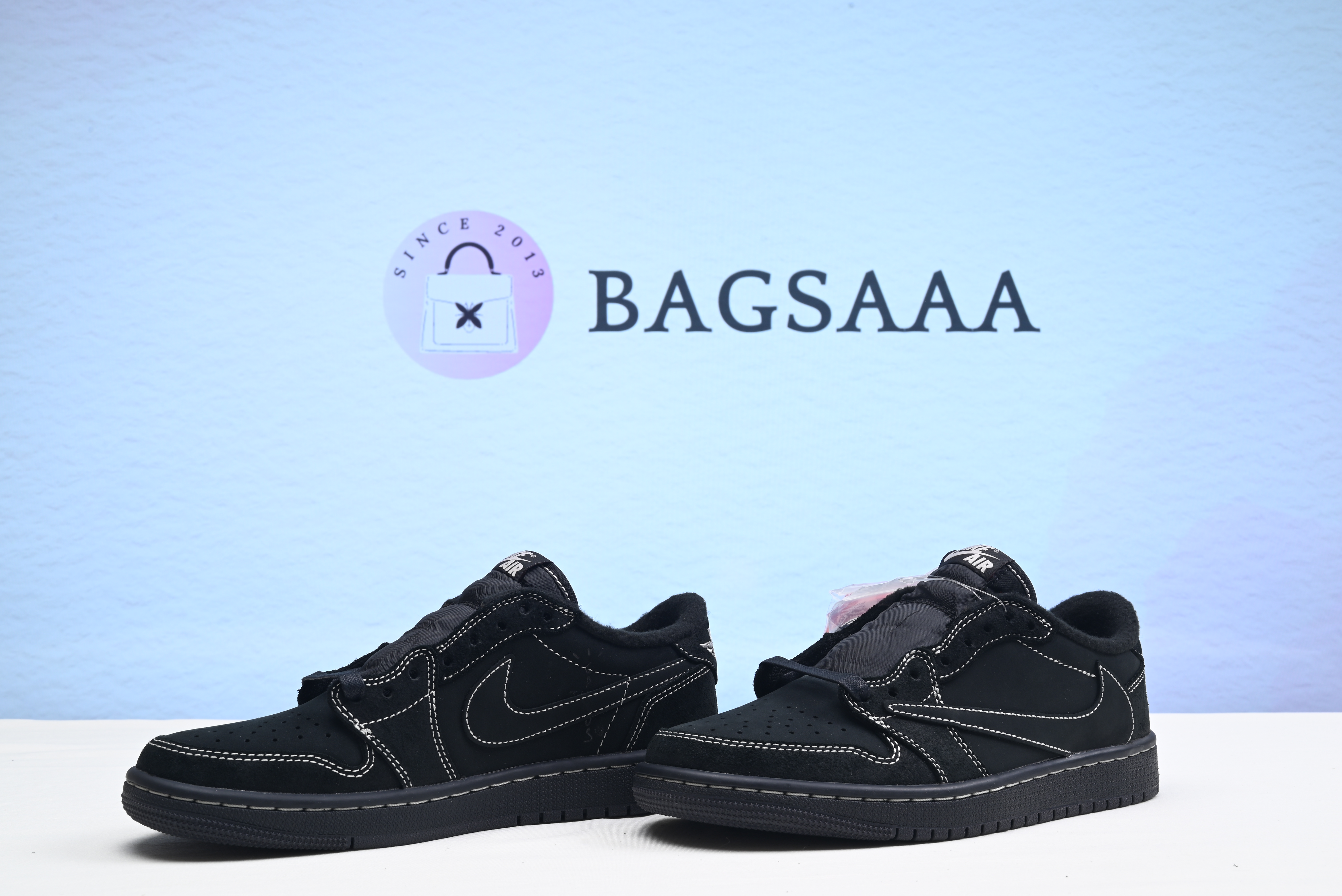 Travis Scott x Air Jordan 1 Low OG SP 'Black Phantom'