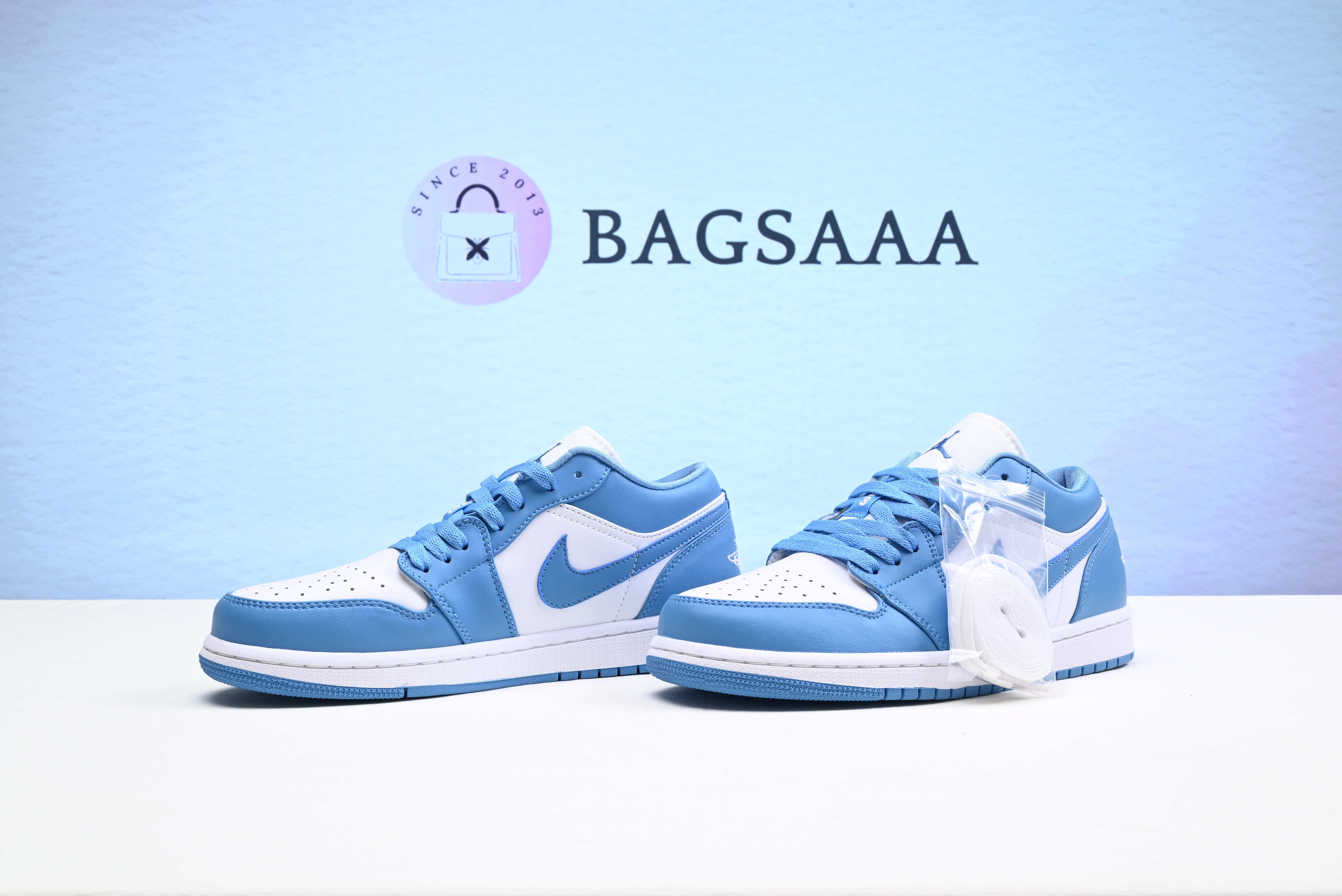 Air Jorrdan Blue Jordan 1 Low Unc