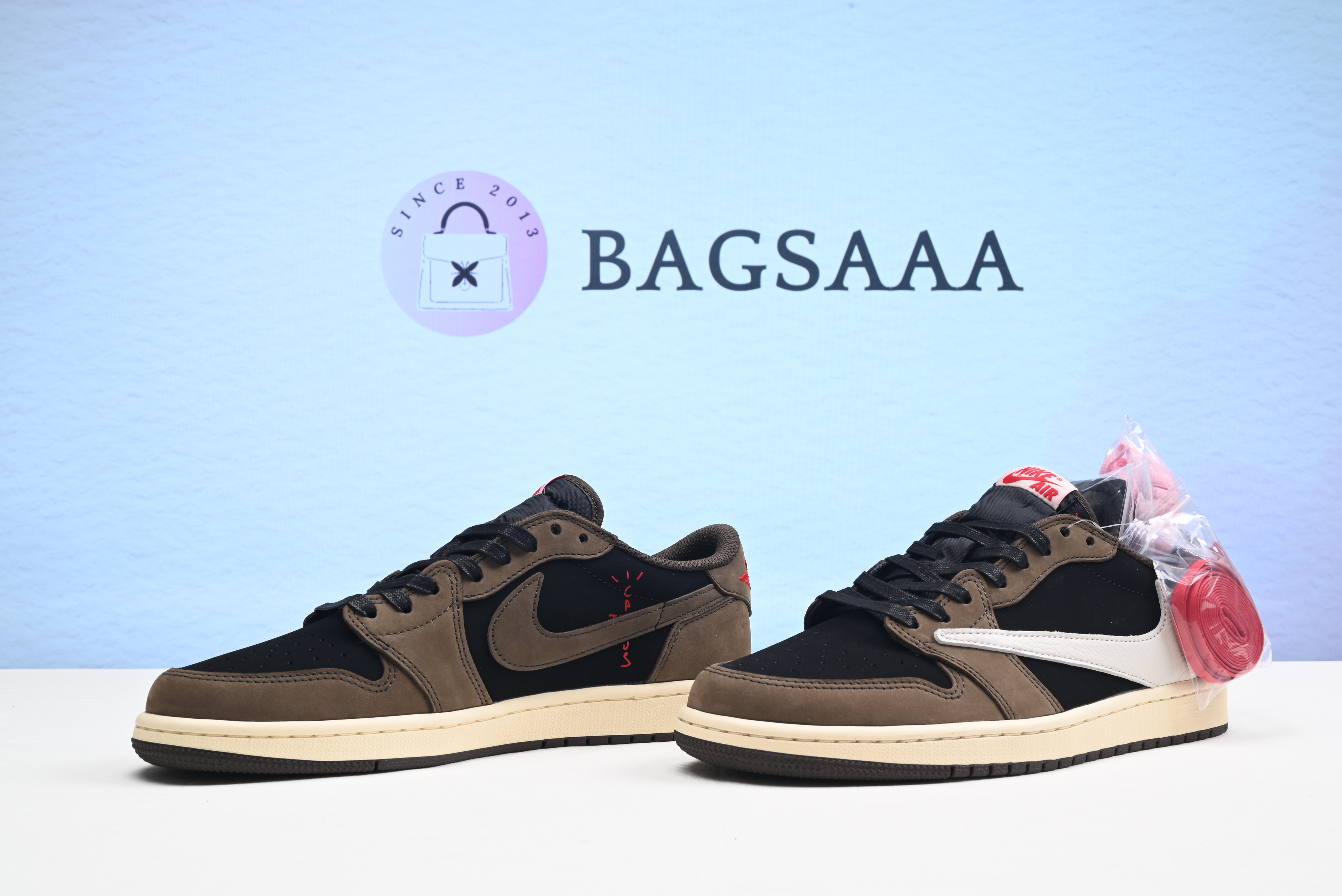 Nike Air Jordan 1 Retro Low OG SP Travis Scott NAJ05
