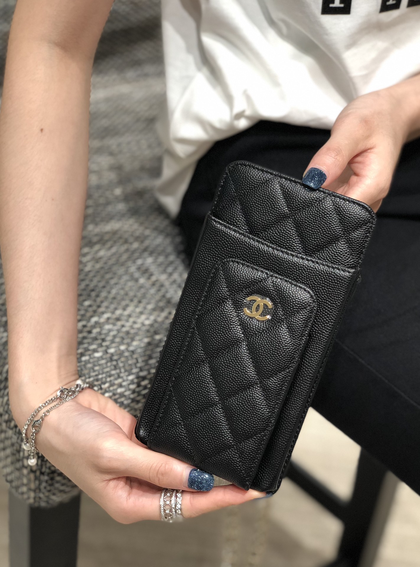 Bagsaaa Ch**el Phone Holder Bag Gold - 18.2x9x3cm