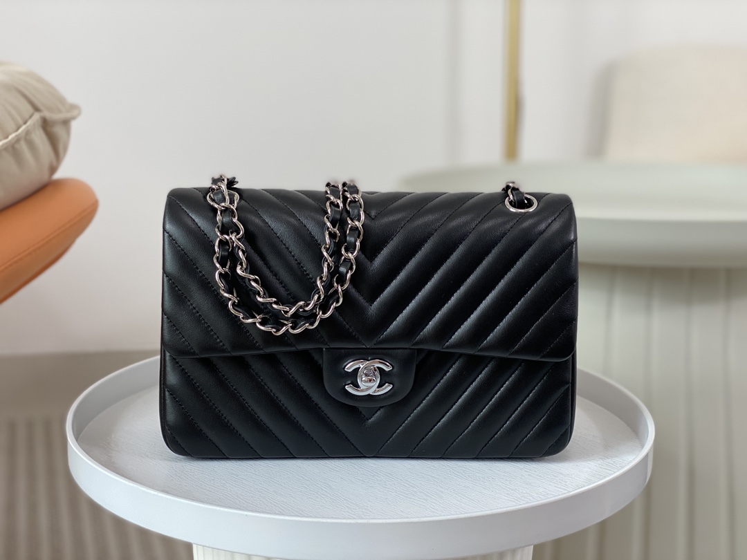 Bagsaaa Ch**el Chevron Flap Bag Lambskin Leather Black - 25cm