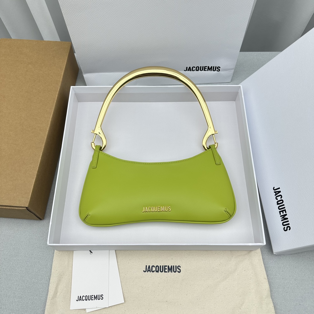 Bagsaaa Jacquemus Le Bisou Mousqueton Shoulder Bag - Green