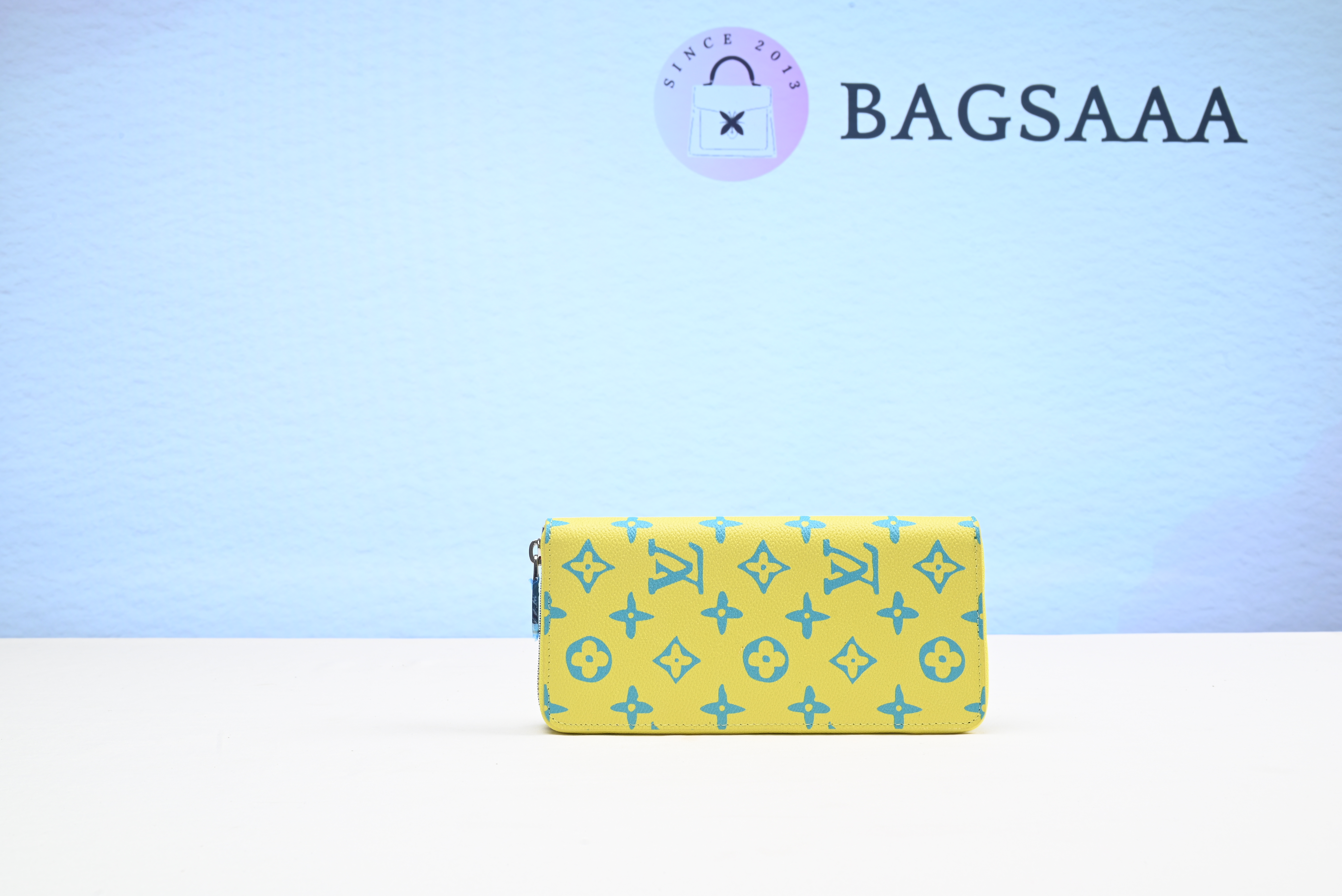 Bagsaaa L0vis Vvtt0n Zippy Vertical Wallet Lime - 10 x 20 x 2 cm