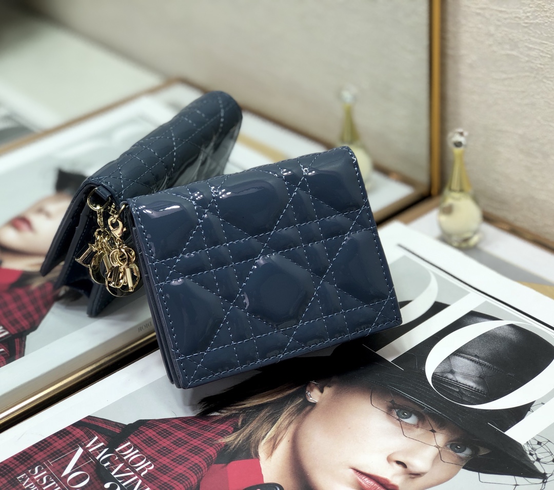 Bagsaaa D10r Coin Purse Patent Leather Blue - 11x9cm