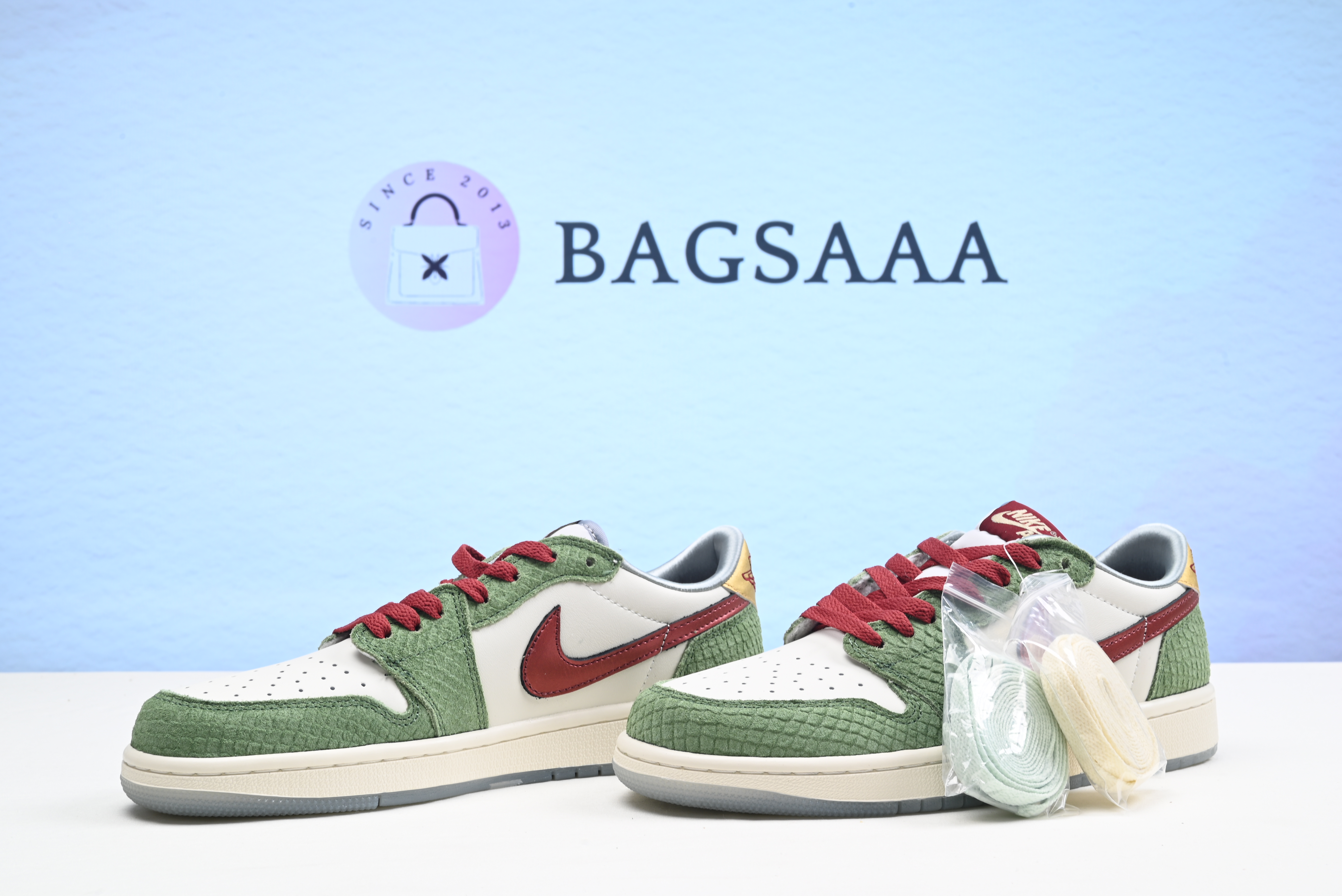 Bagsaaa Air Jordan 1 Low OG Oil Green