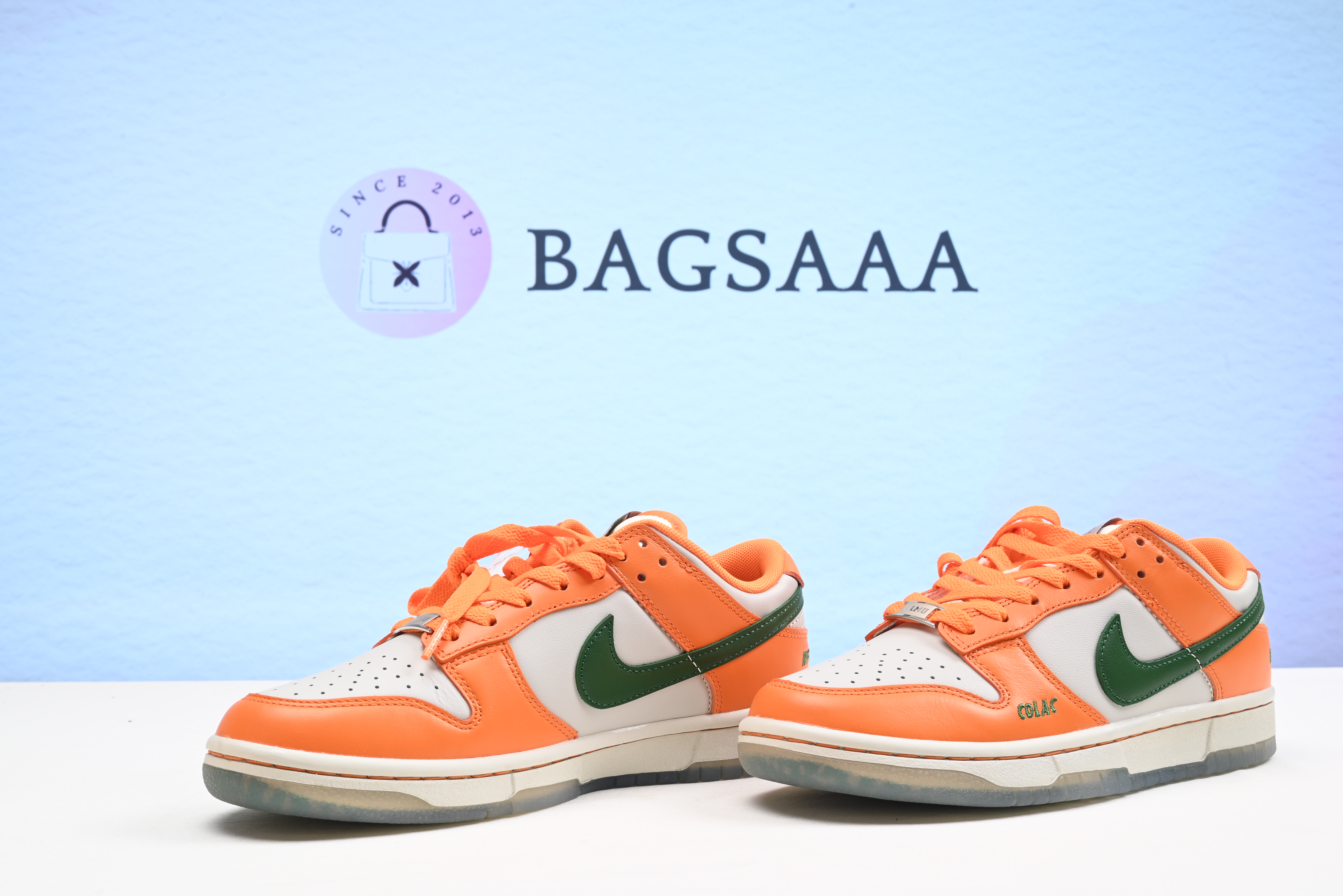 Nike SB Dunk Low Orange Horizon Fortress Green Sail