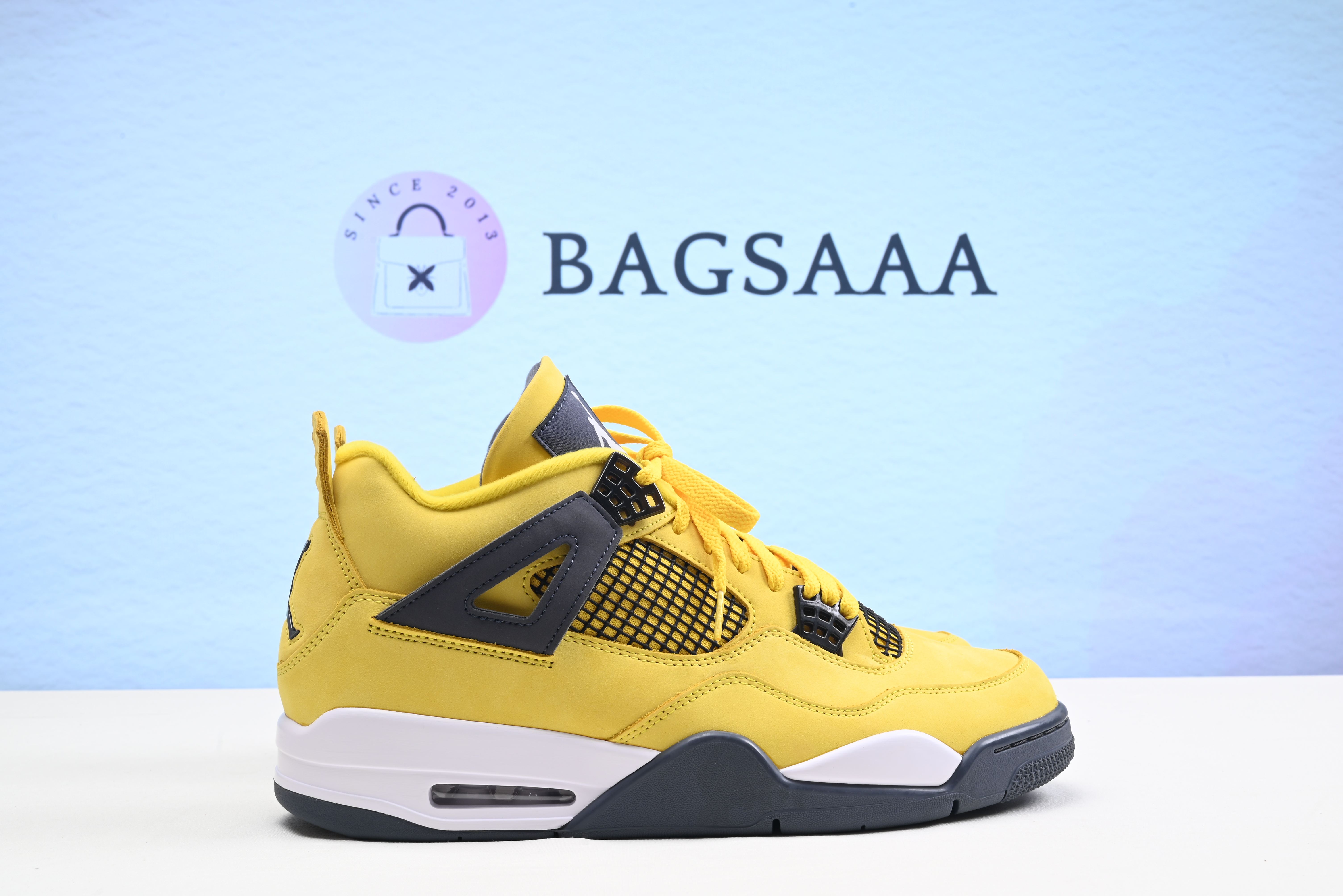 Nike Air Jordan 4 Retro Lightning 