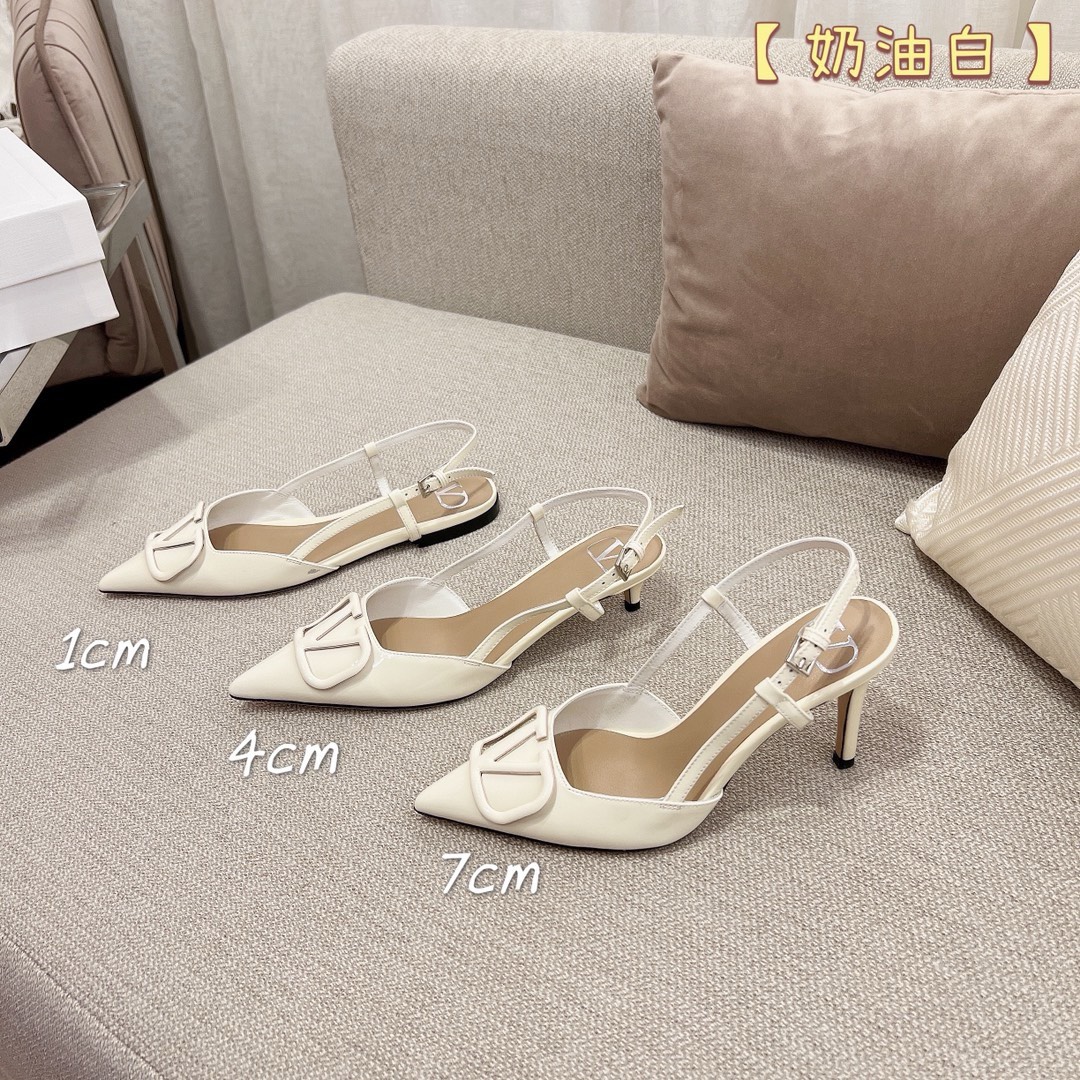 Bagsaaa Va1e*ntin0 Signature Vlogo Slingback White
