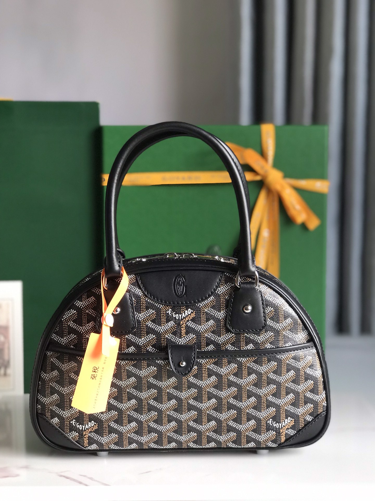 Bagsaaa G09ard Saint Jeanne Black Bag - 26×17×8cm