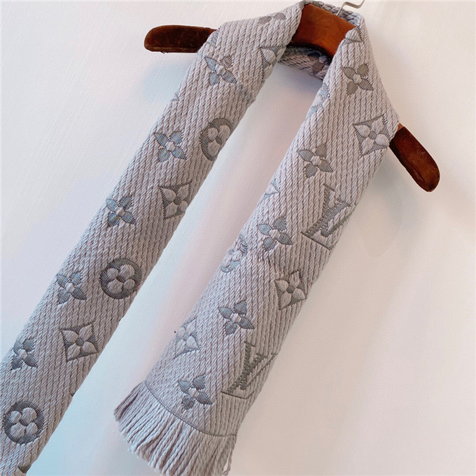 Bagsaaa L0vis Vvtt0n Monogram scarf in grey 170cm x 30cm