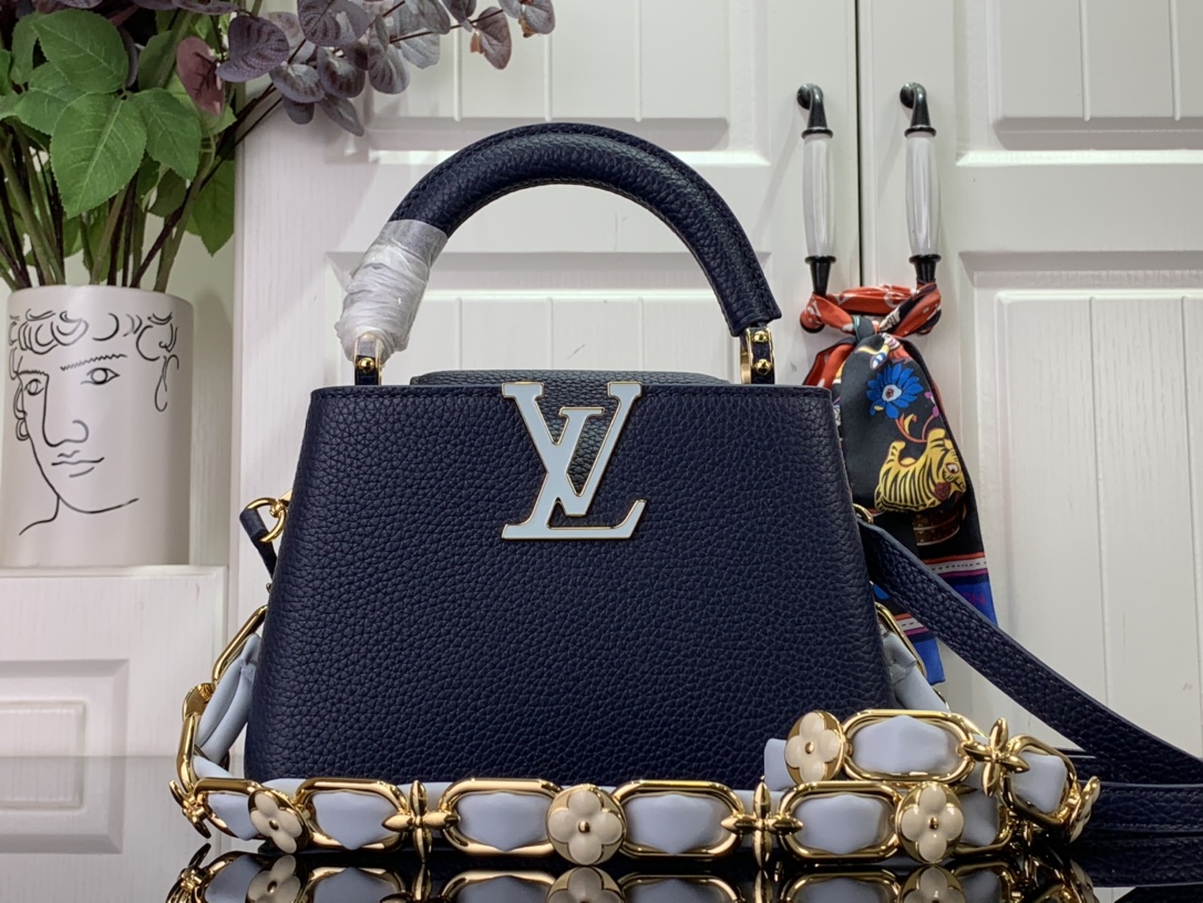 Bagsaaa L0vis Vvtt0n Capucines Mini Blue with flower strap - 21x14x8cm