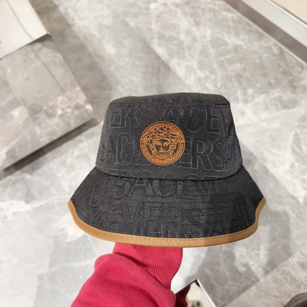 Bagsaaa Versace Allover Front Logo Black cotton bucket hat