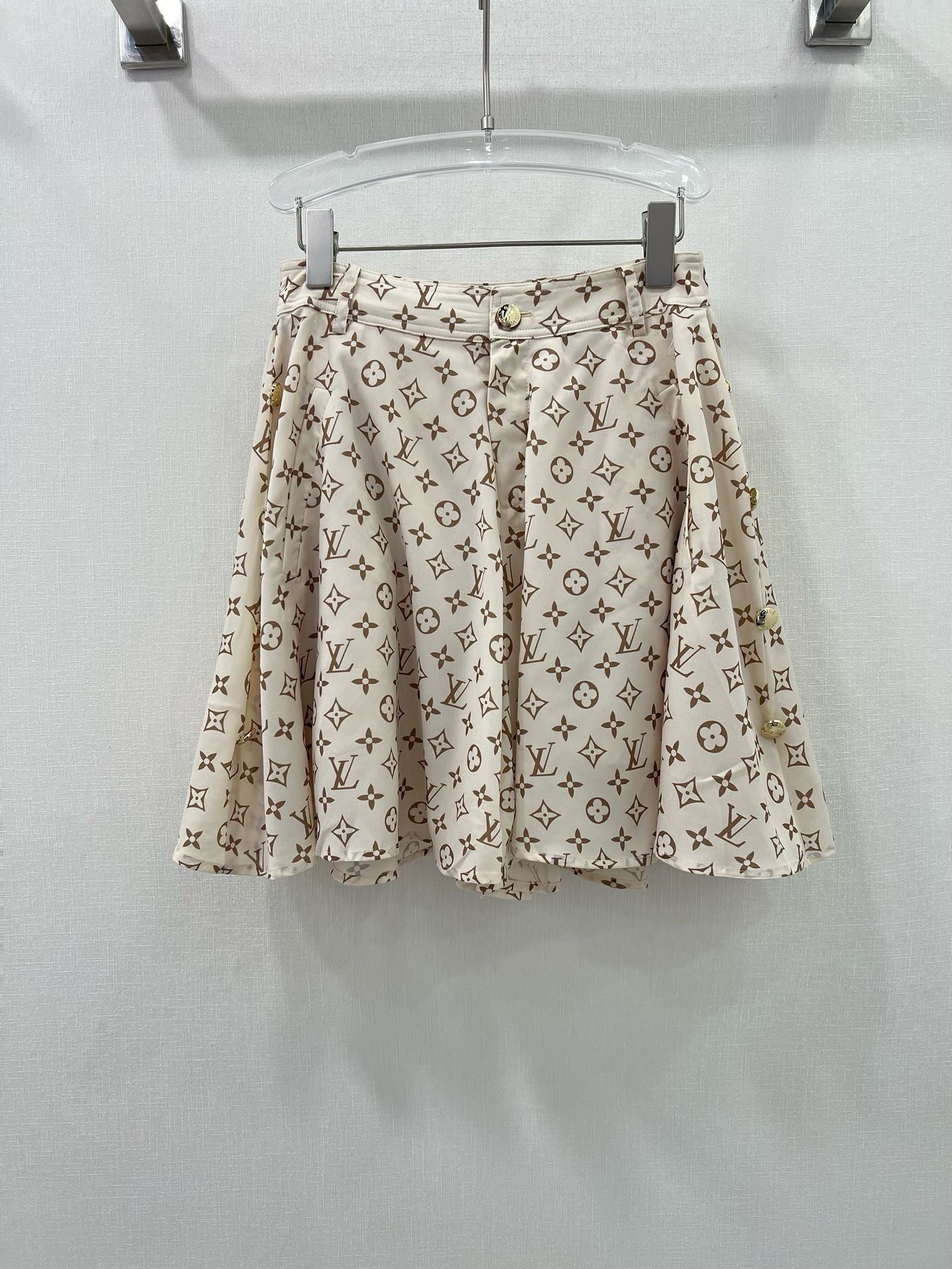 Bagsaaa L0vis Vvtt0n Silk Fabric Monogram Cream Color Short Skirt
