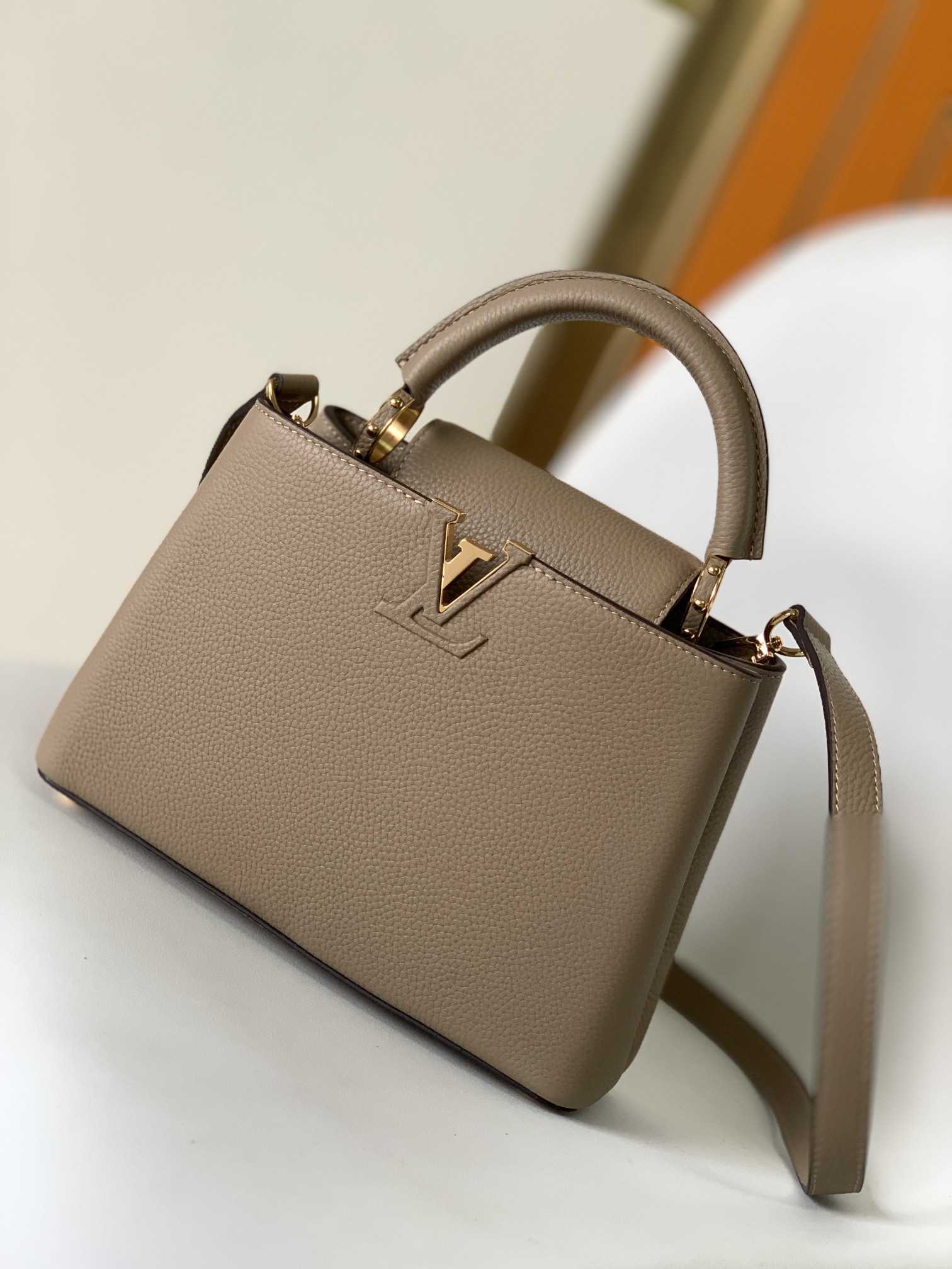 Bagsaaa L0vis Vvtt0n M94634 Capucines BB Galet Grey - 27 x 18 x 9 cm