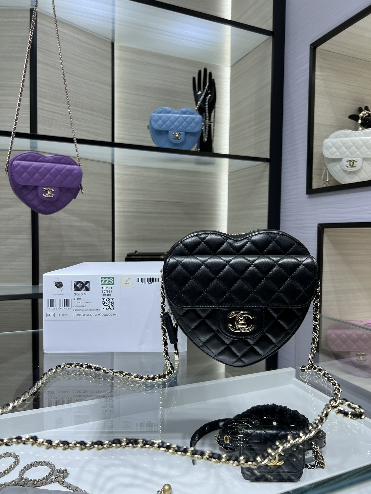Bagsaaa Ch**el Heart Bag Lambskin Black AS3191 - 16x18x6.5cm