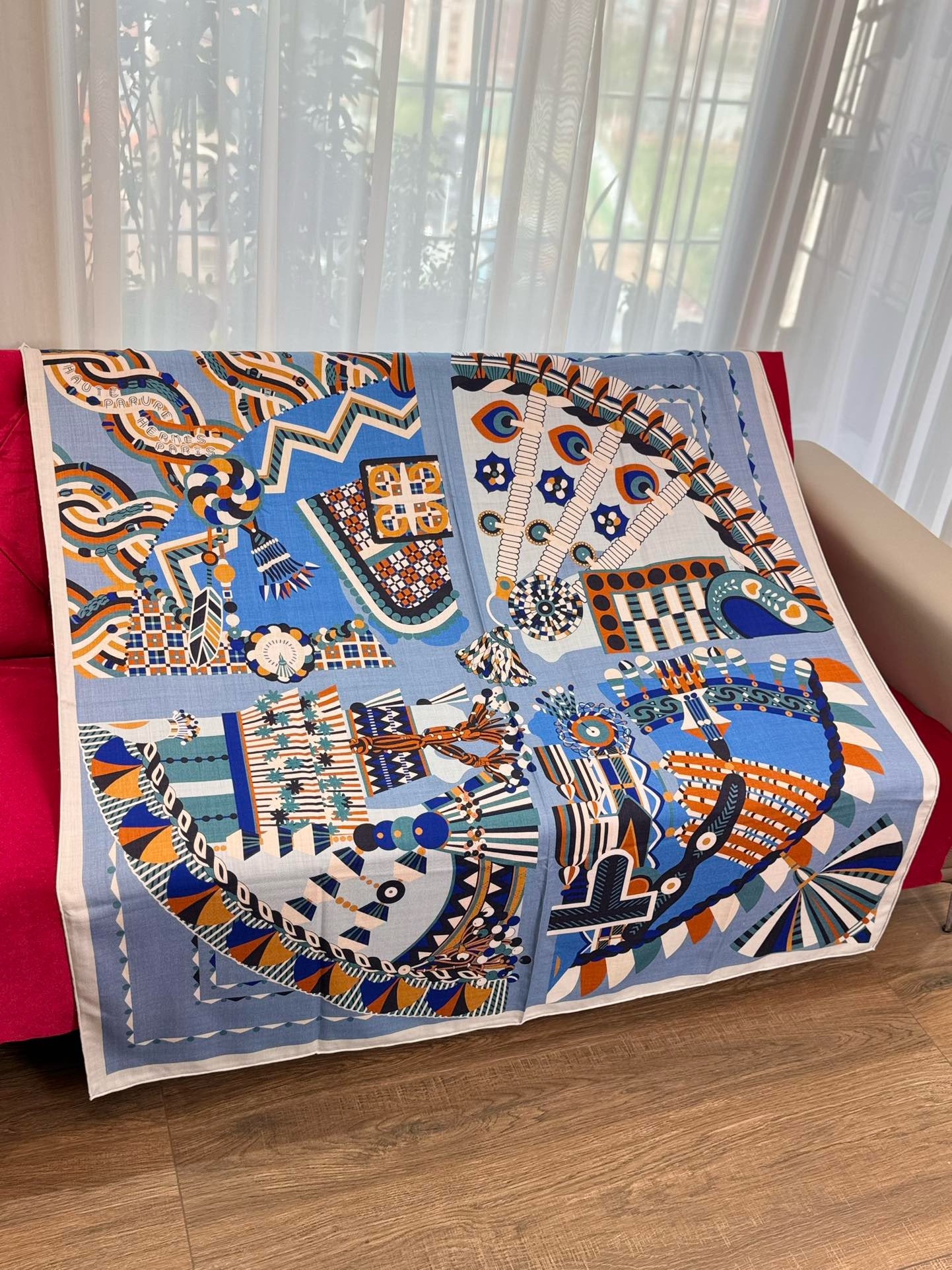 Bagsaaa H**me5 Scarf 01 - 140x140 cm