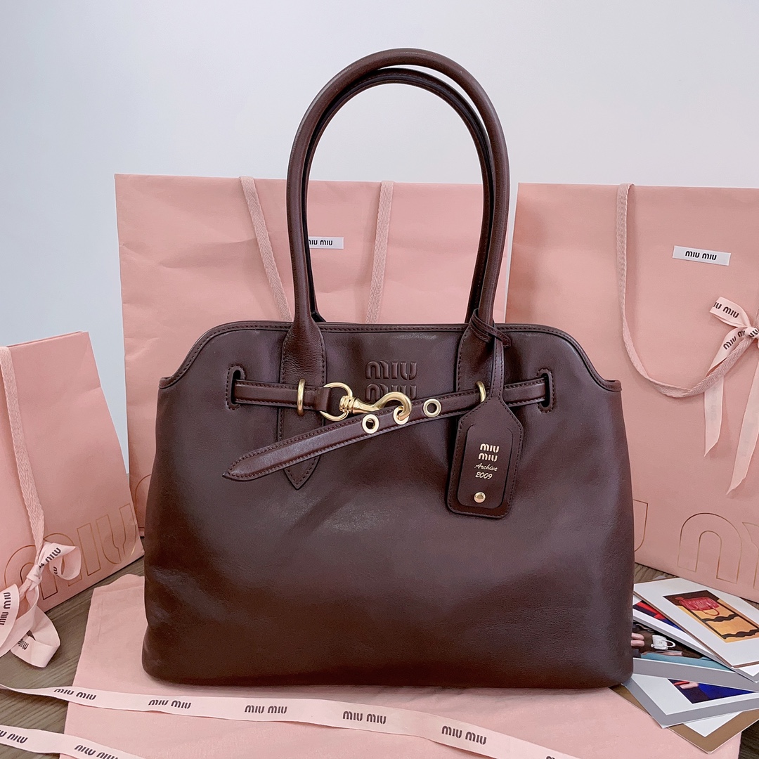 Bagsaaa M1um1u Aventure nappa leather bag 5BG291 dark brown - 40cm