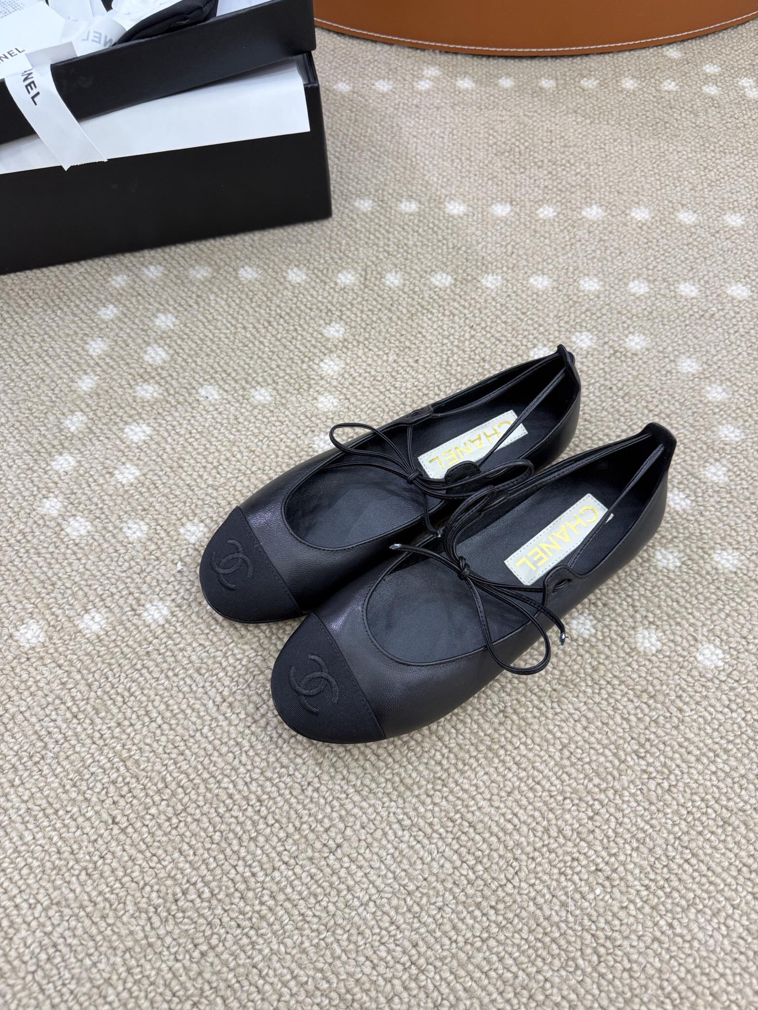 Bagsaaa Ch**el Mary Janes Black Lambskin & Grosgrain G46324