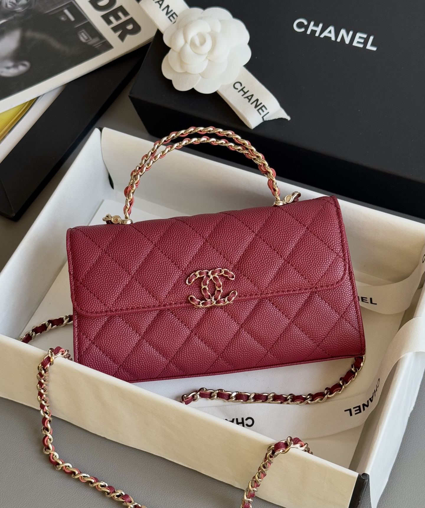 Bagsaaa Ch**el Phone Holder with Chain AP3238 Red - 18cm