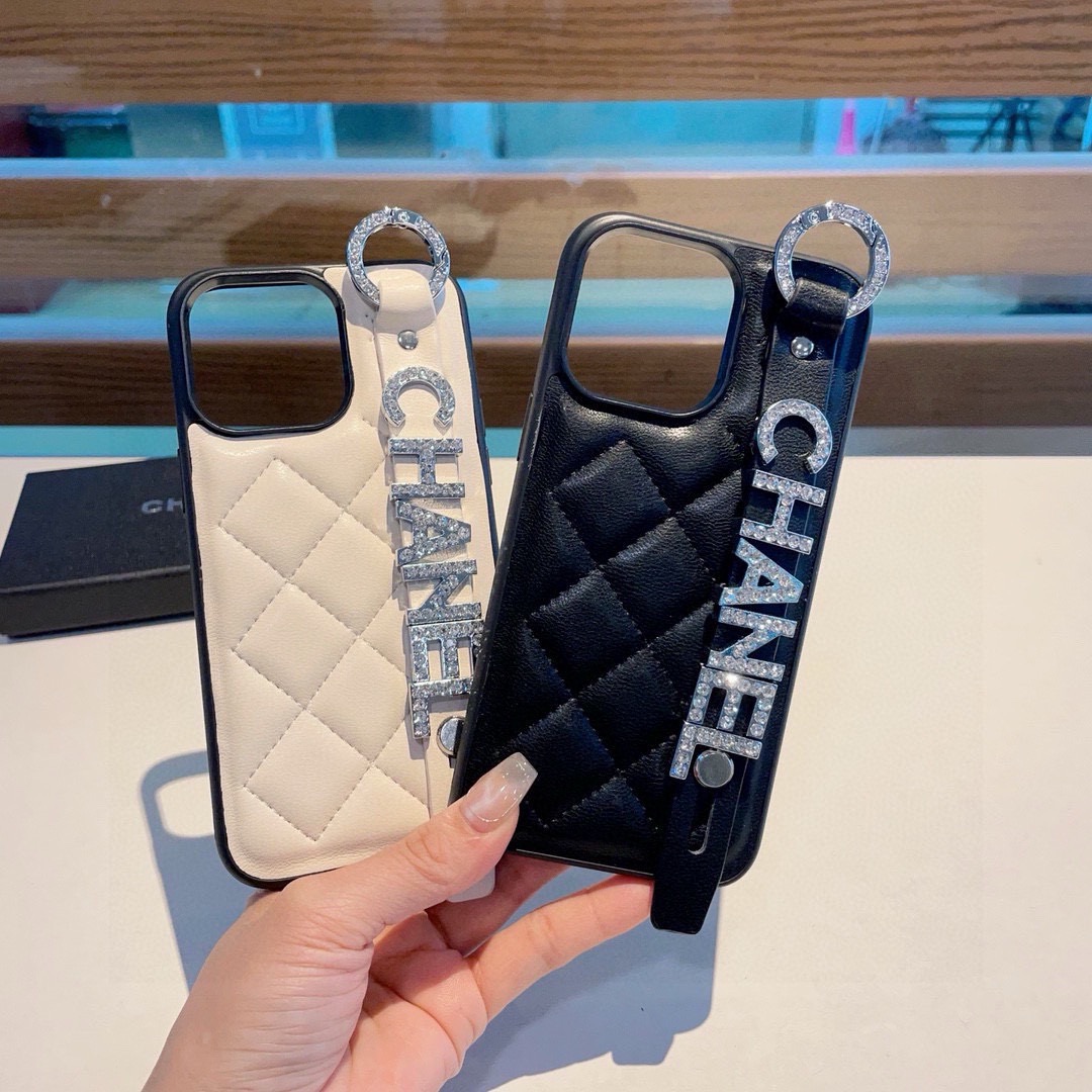 Bagsaaa Ch**el Phonecase 02