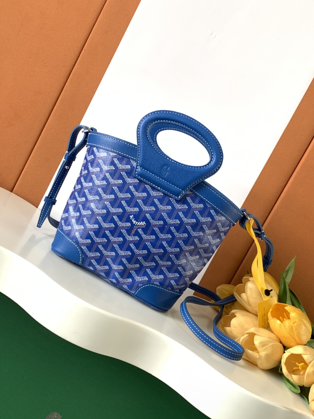 Bagsaaa G09ard Beluga Mini Bag blue - 23cm