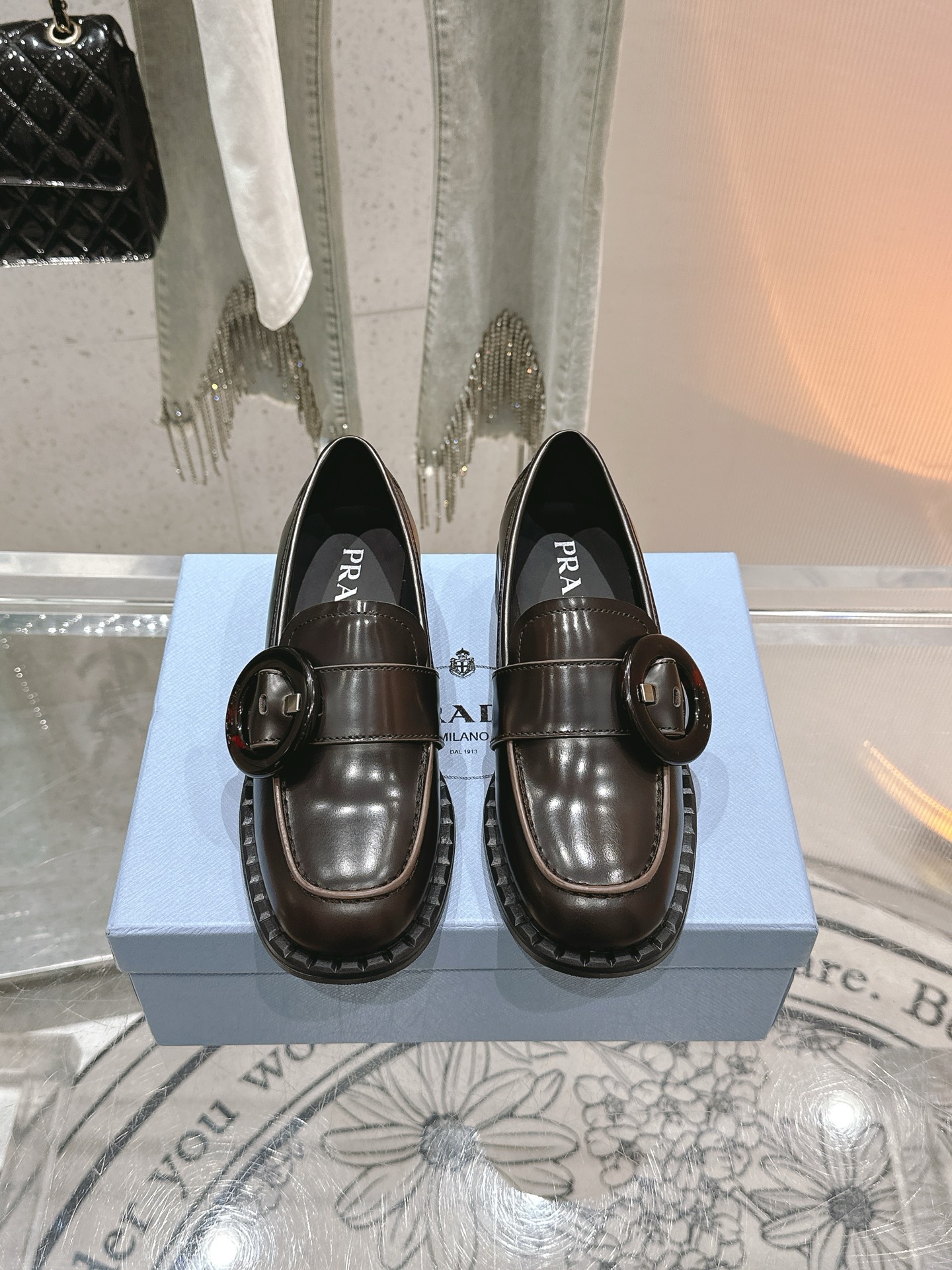 Bagsaaa Pra*a Brushed leather loafers 1D979N dark brown