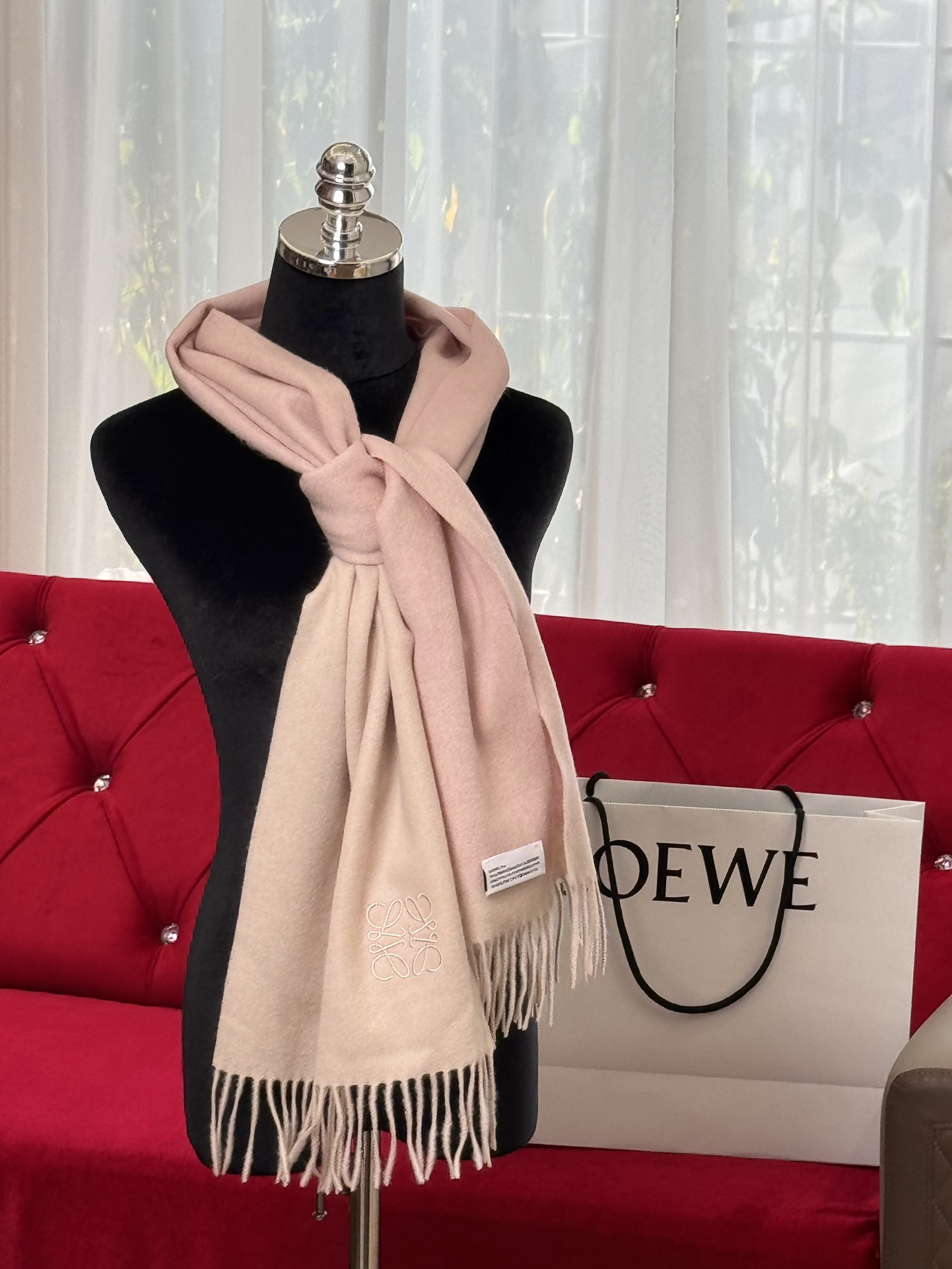 Bagsaaa L0ew* Scarf 01