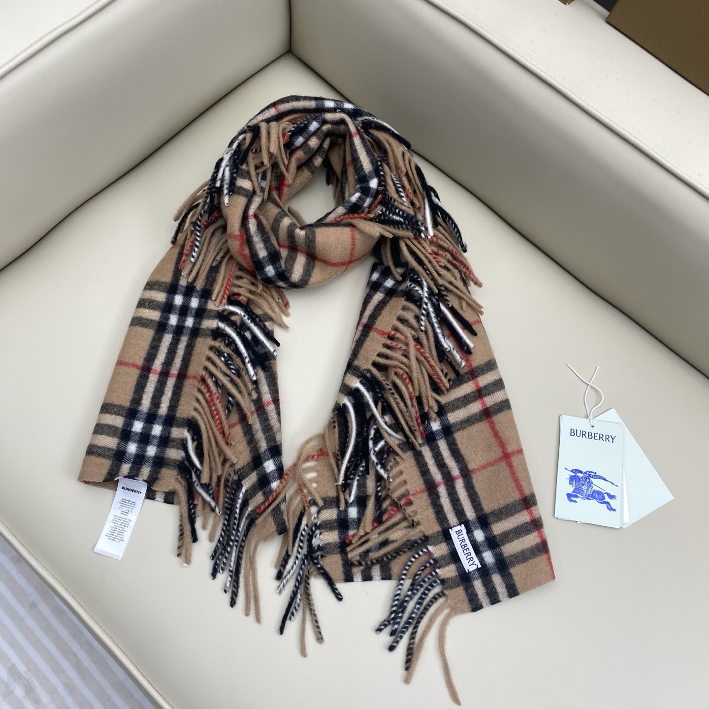 Bagsaaa Bv*b*rry Scarf 155*30cm