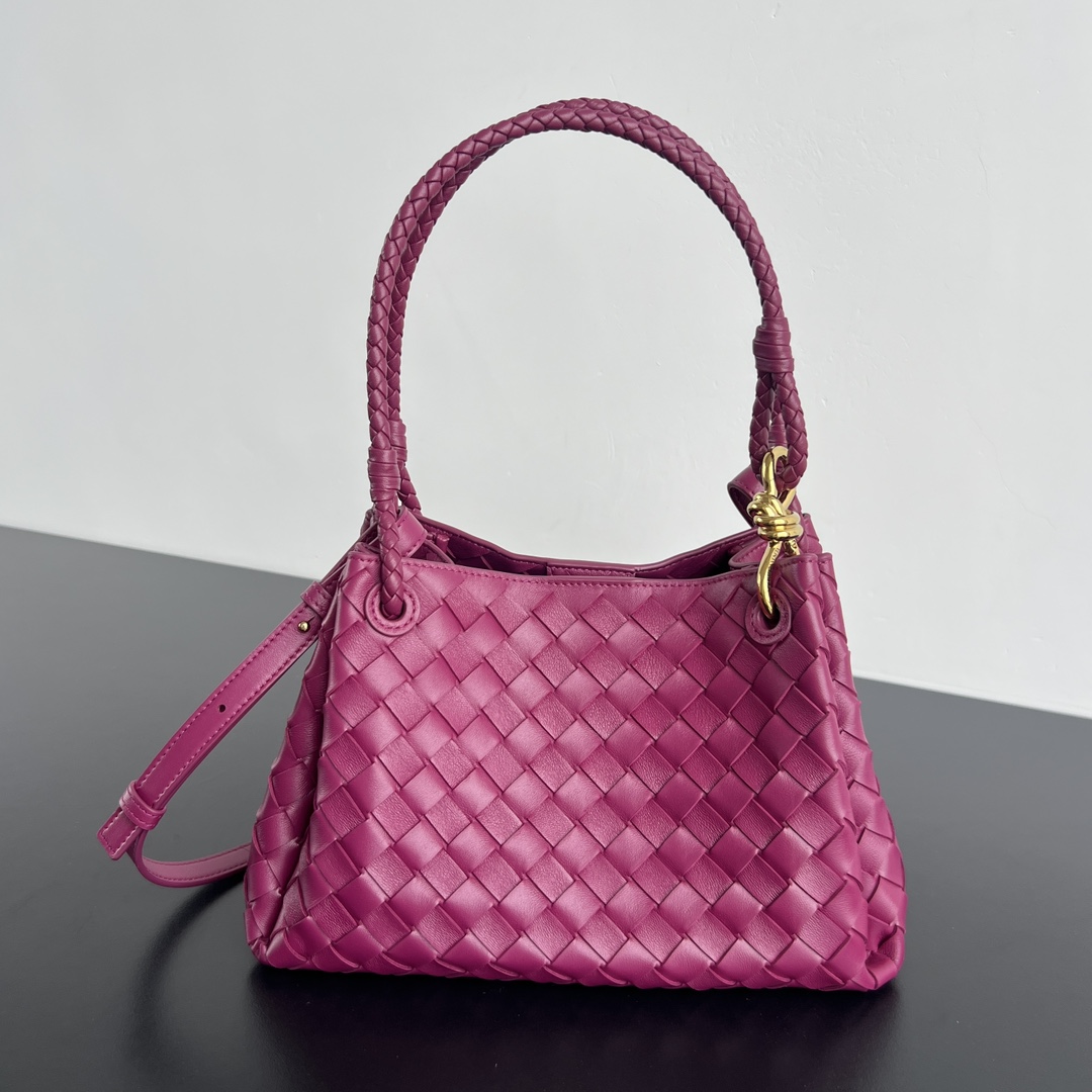 Bagsaaa B0tt*ga Ven*ta Parachute 835921 Cinnabar - 30cm