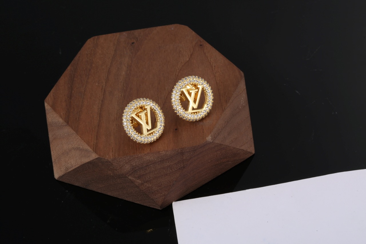 Bagsaaa LV Earrings 13